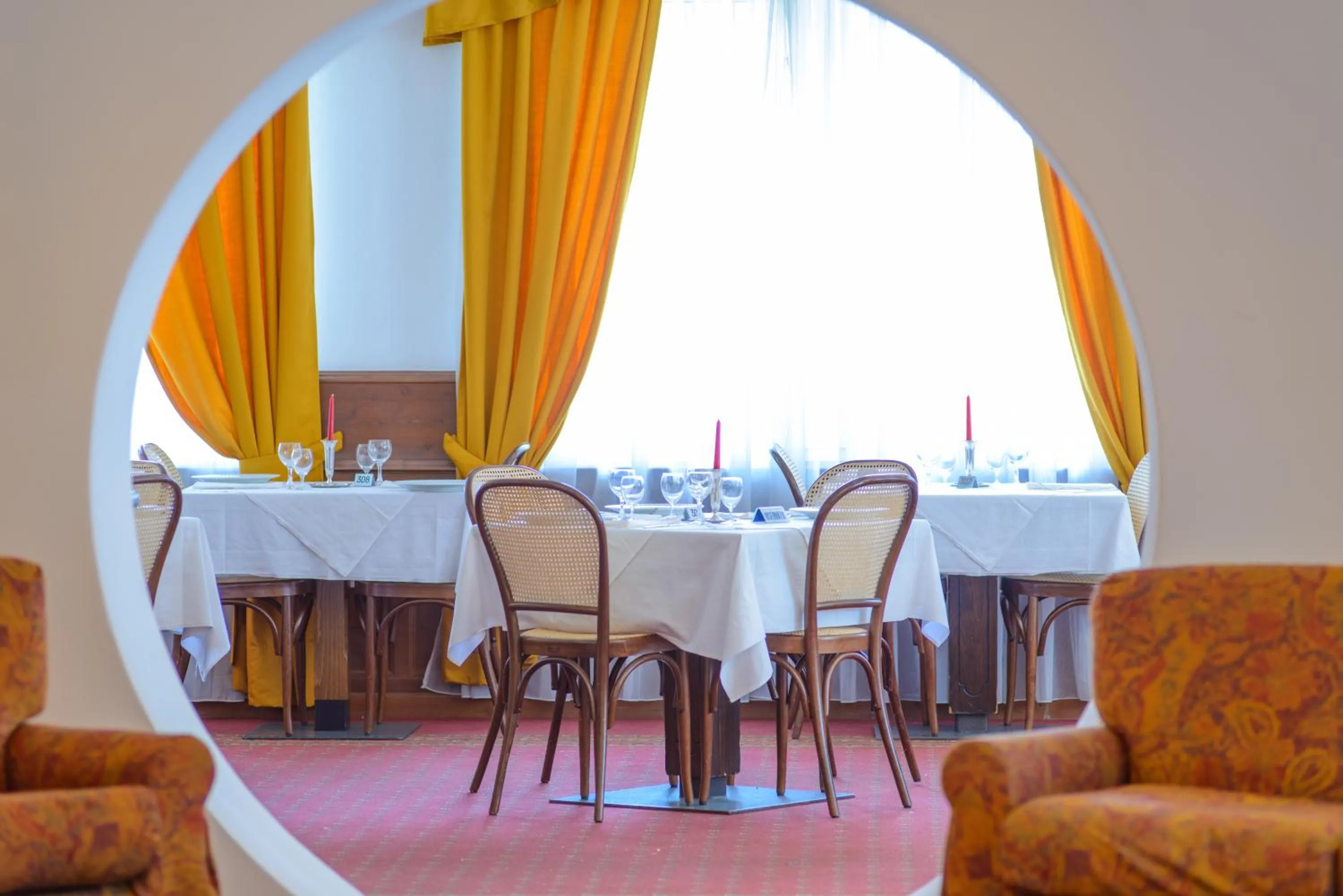 Restaurant/places to eat in Park Hotel Faloria