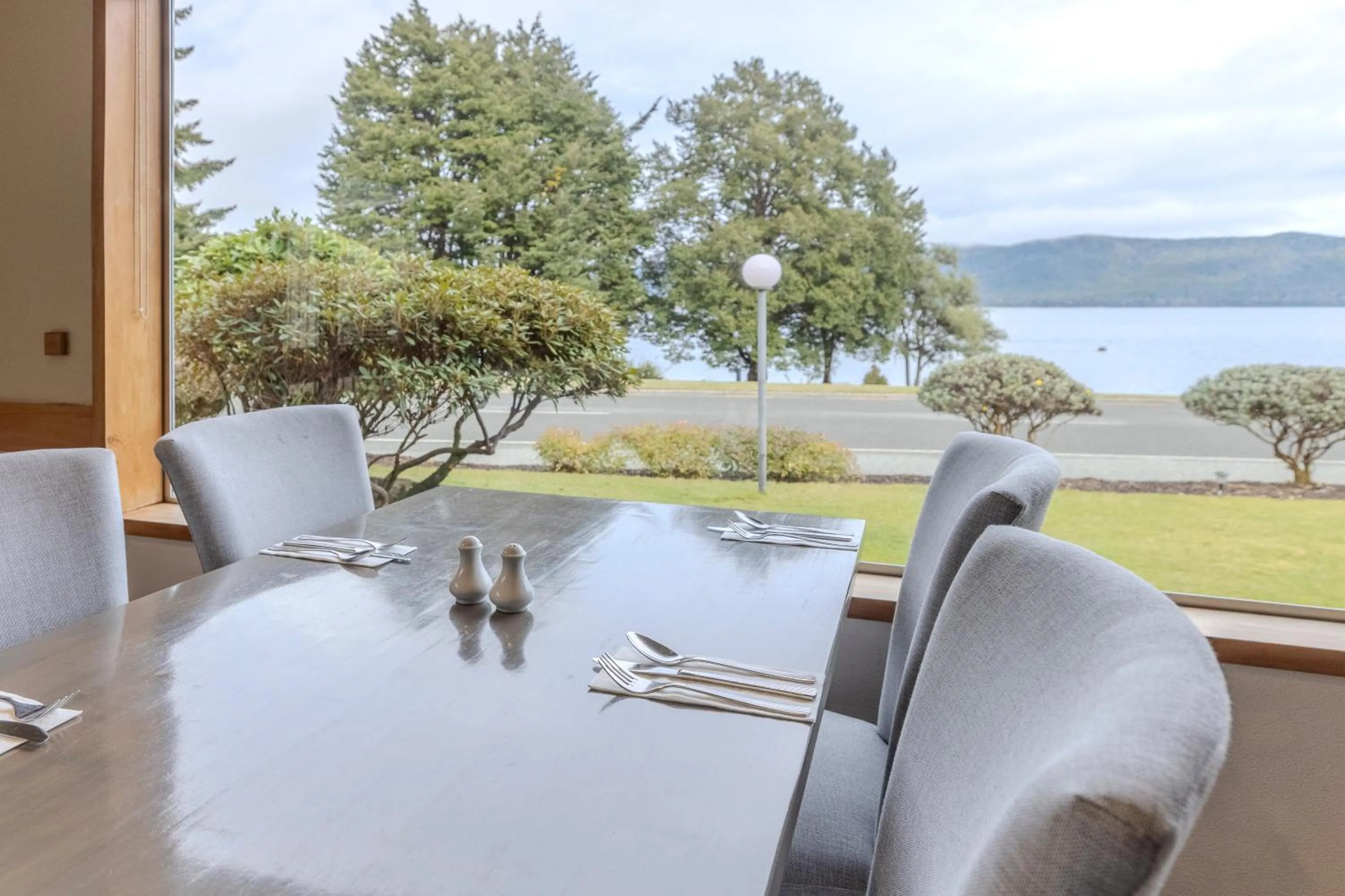 Restaurant/places to eat in Kingsgate Hotel Te Anau