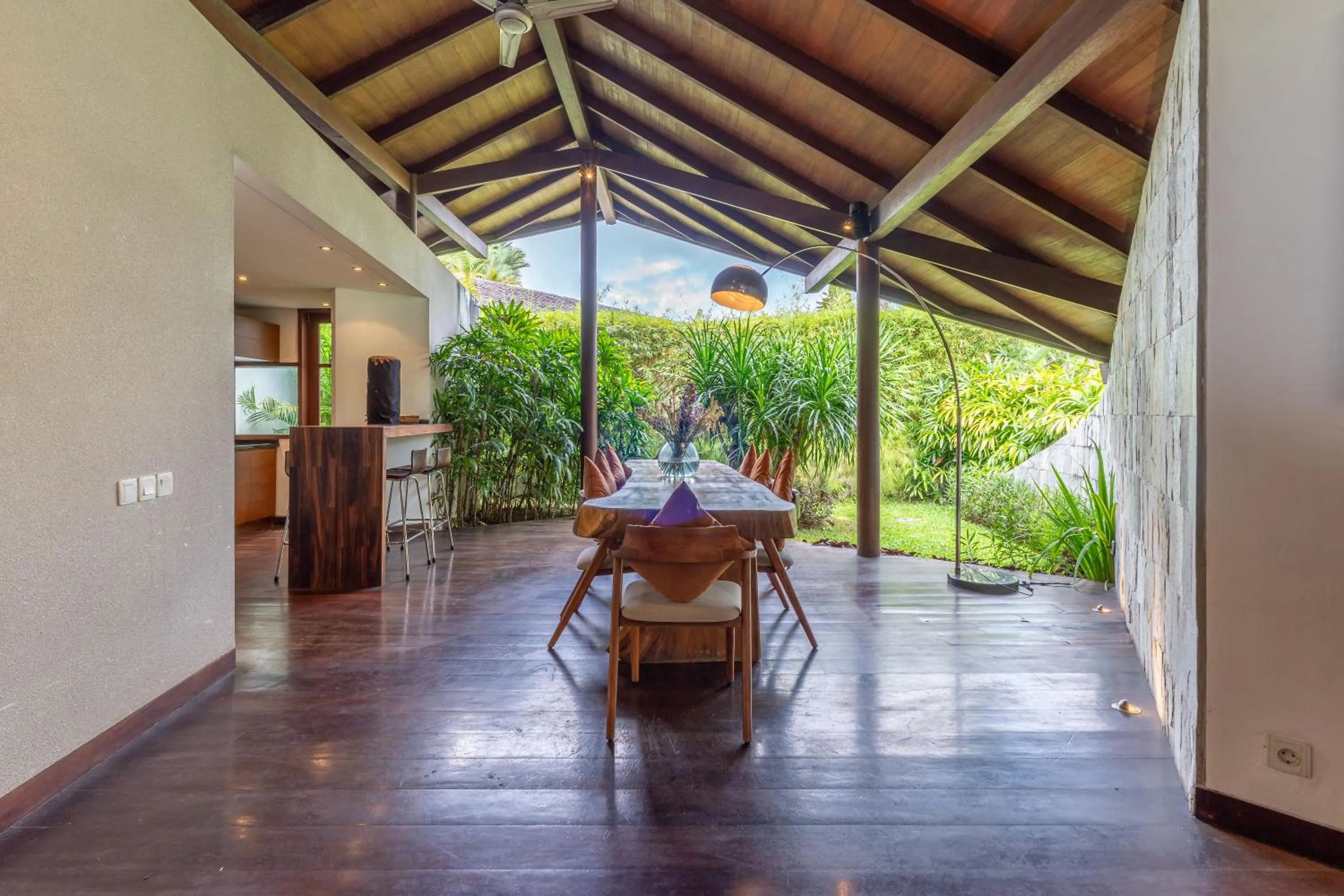 Dining area in The Layar - Designer Villas and Spa