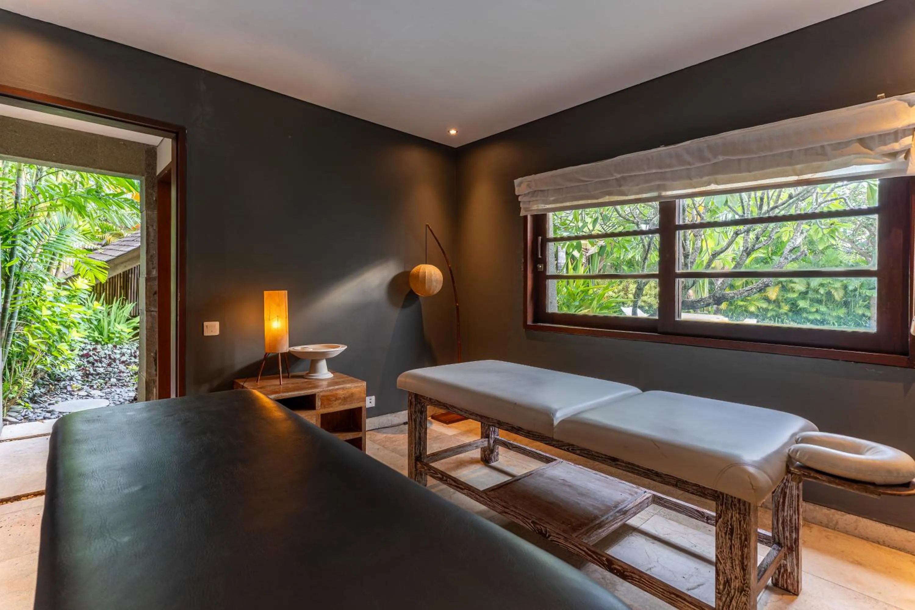 Massage in The Layar - Designer Villas and Spa