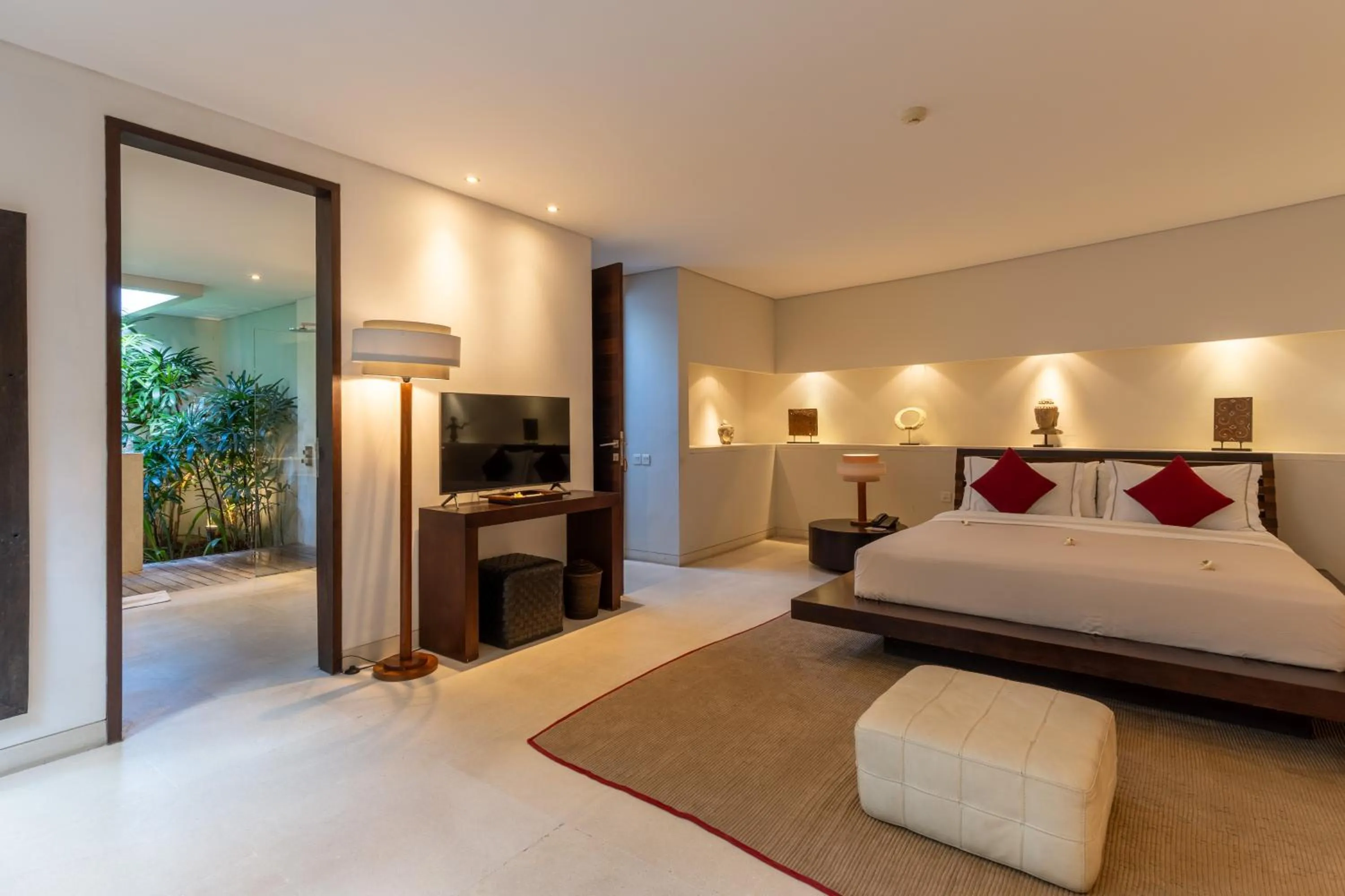 Bedroom, Bed in The Layar - Designer Villas and Spa