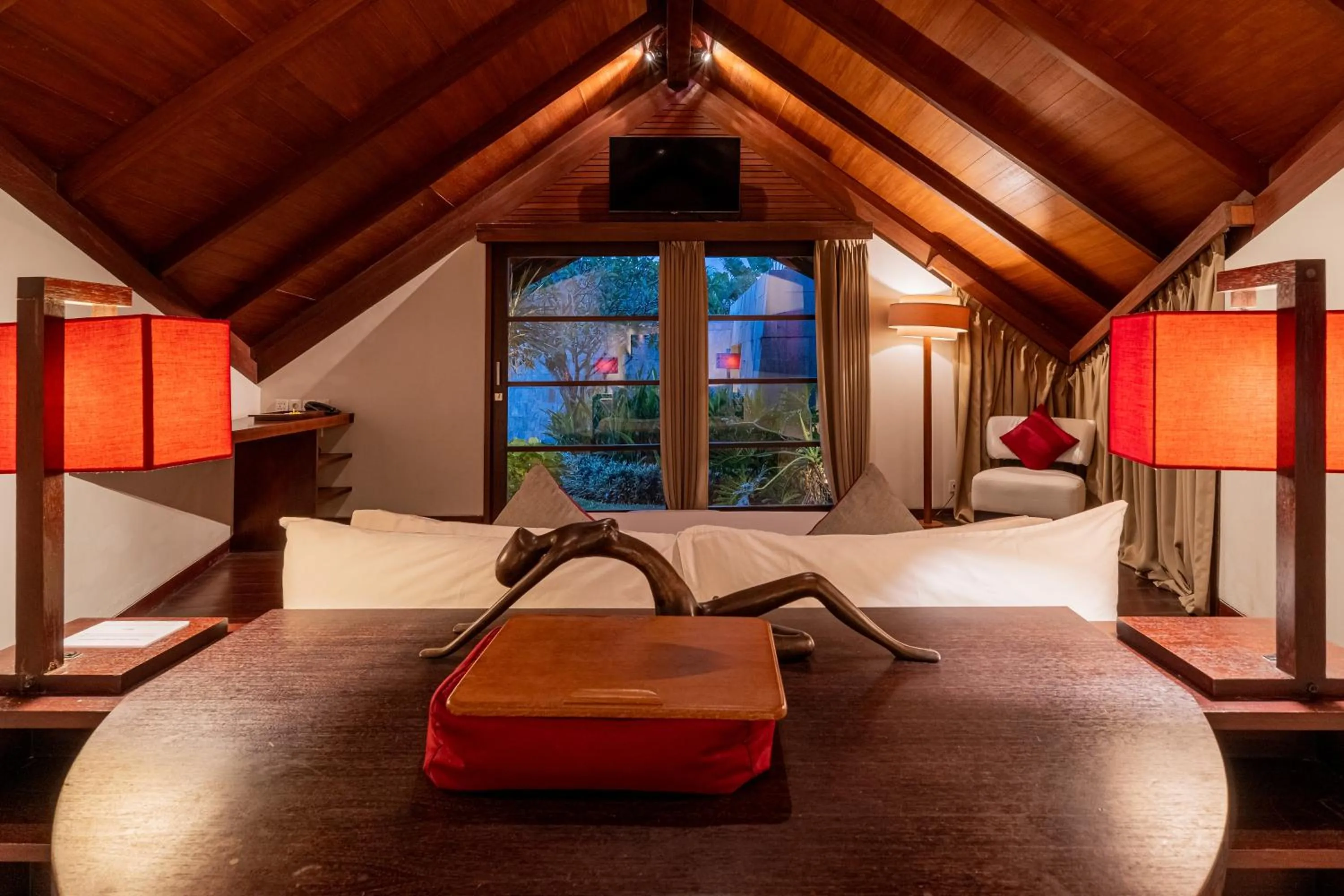 Bedroom, Bed in The Layar - Designer Villas and Spa