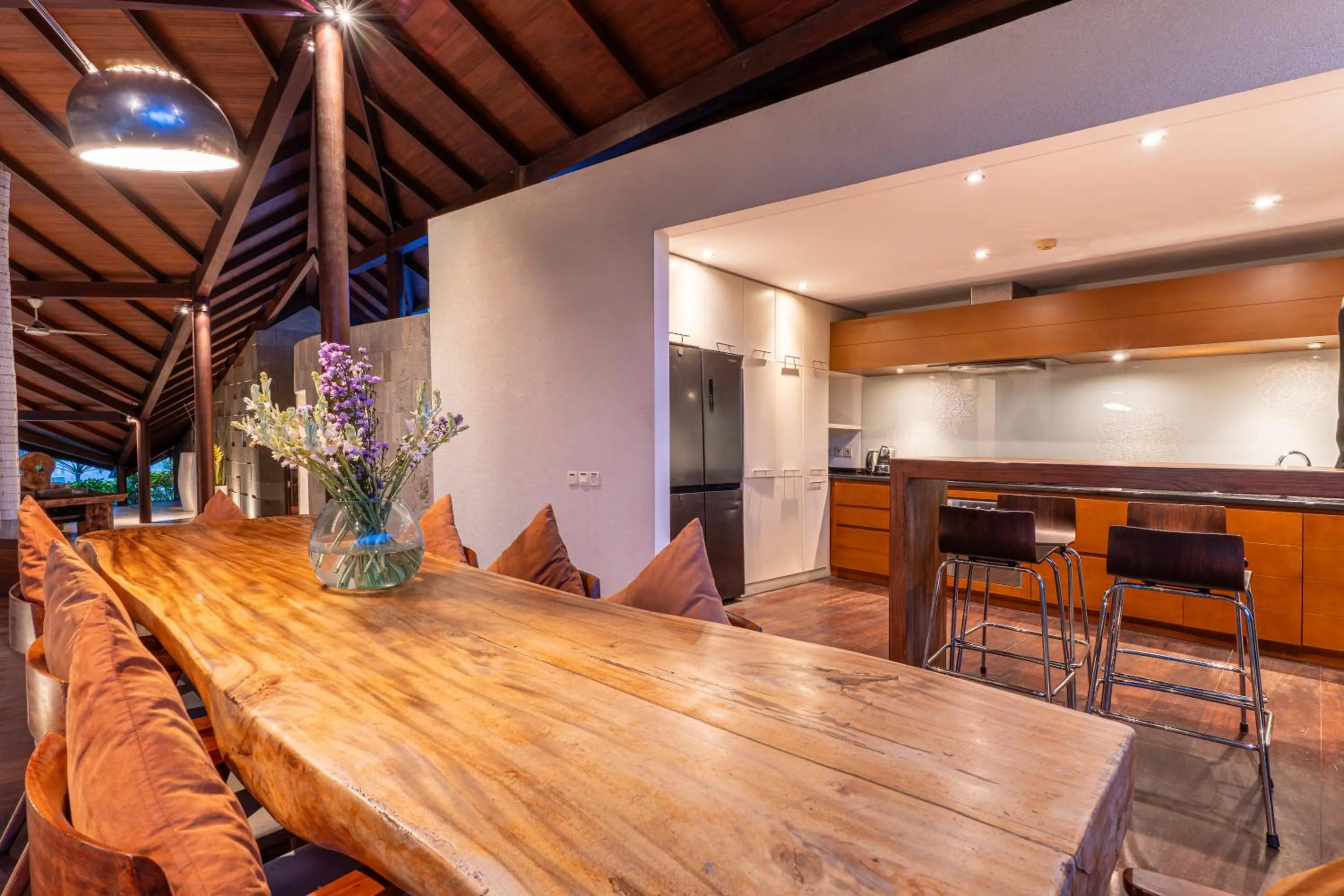 Kitchen or kitchenette in The Layar - Designer Villas and Spa