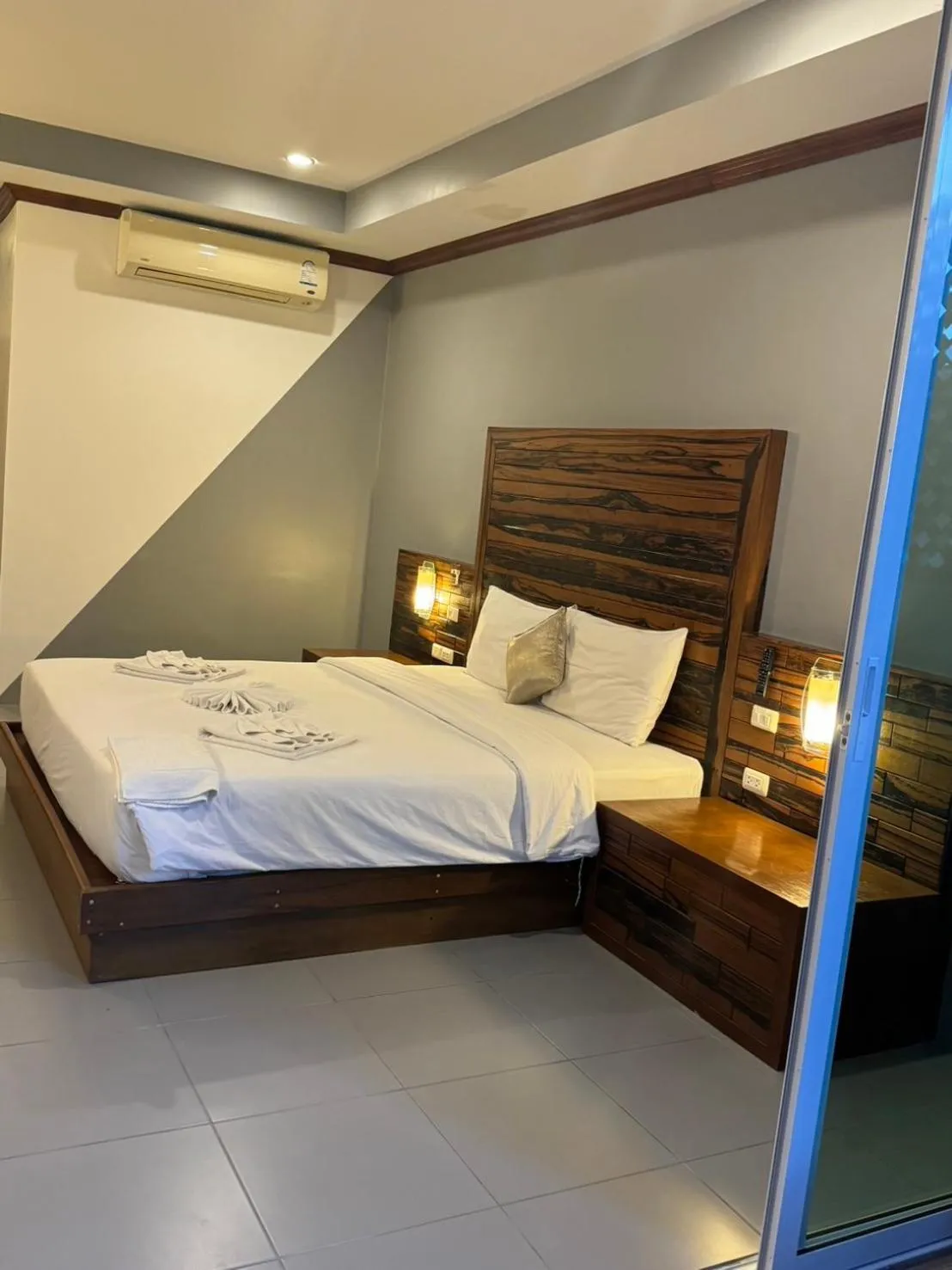Bed in Pratum Resort