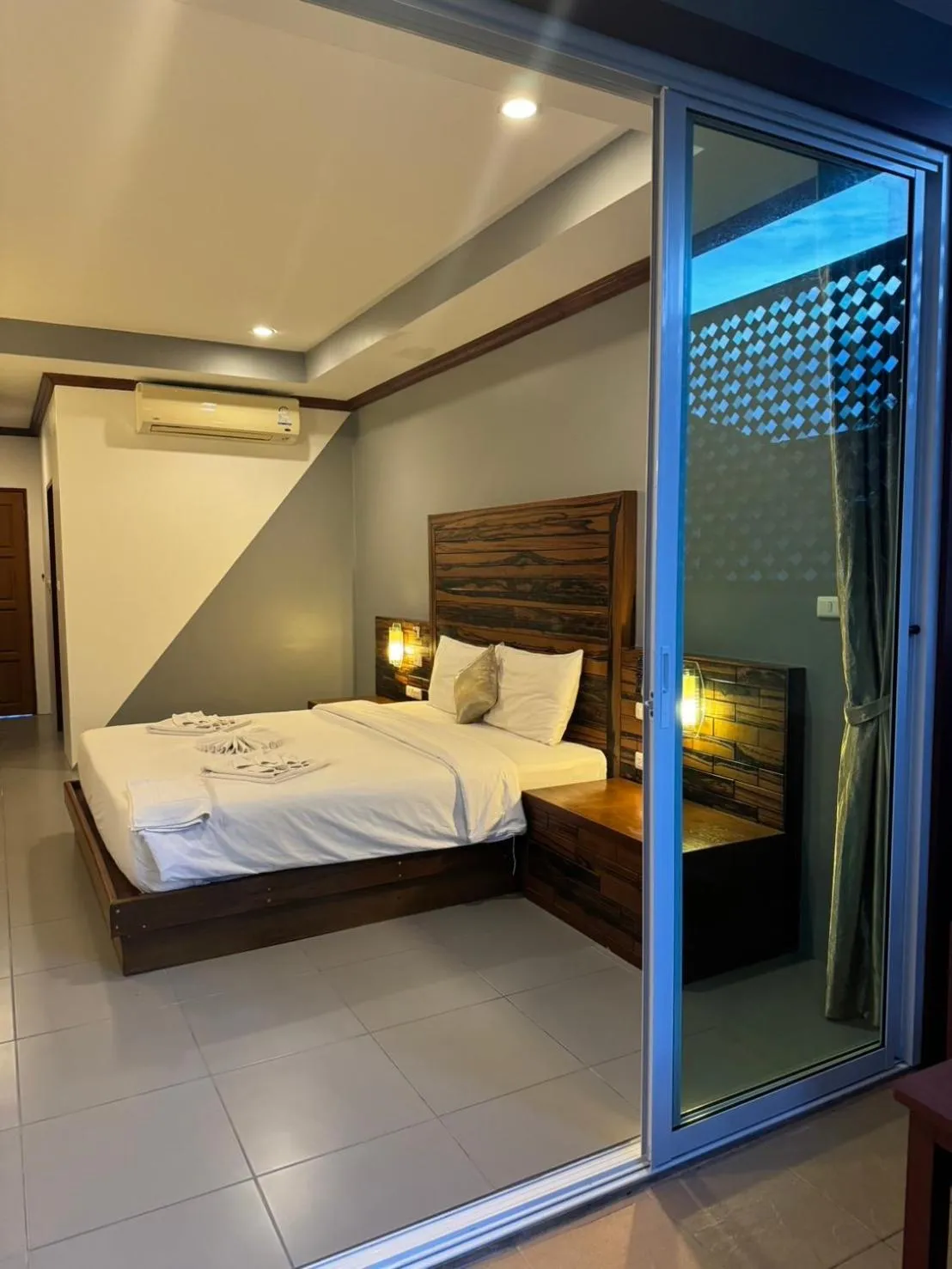 Bed in Pratum Resort
