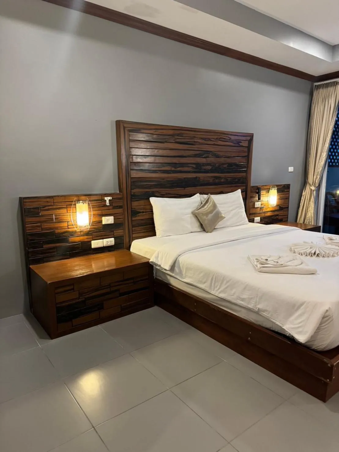 Bed in Pratum Resort