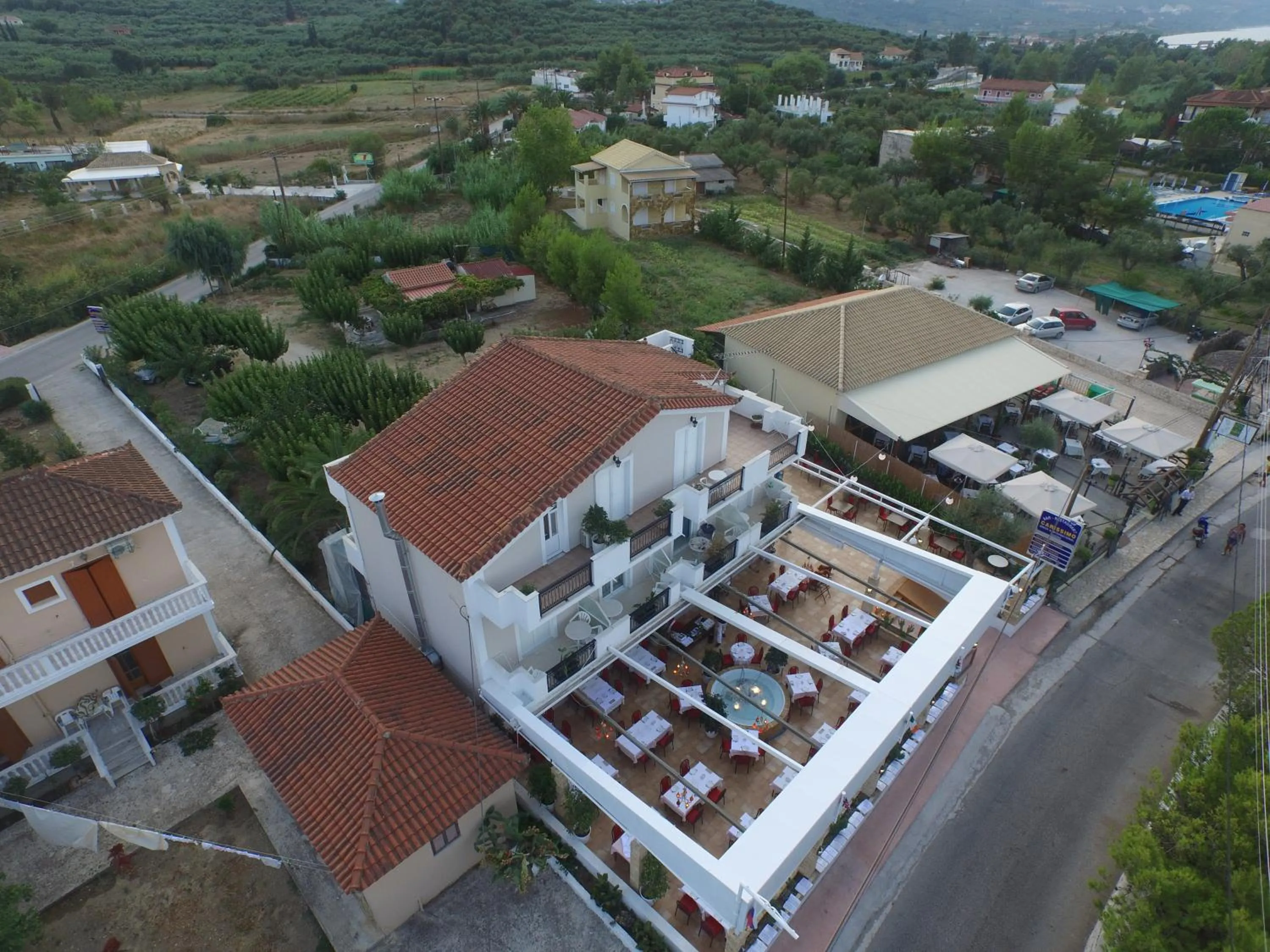 Restaurant/places to eat in Thetis