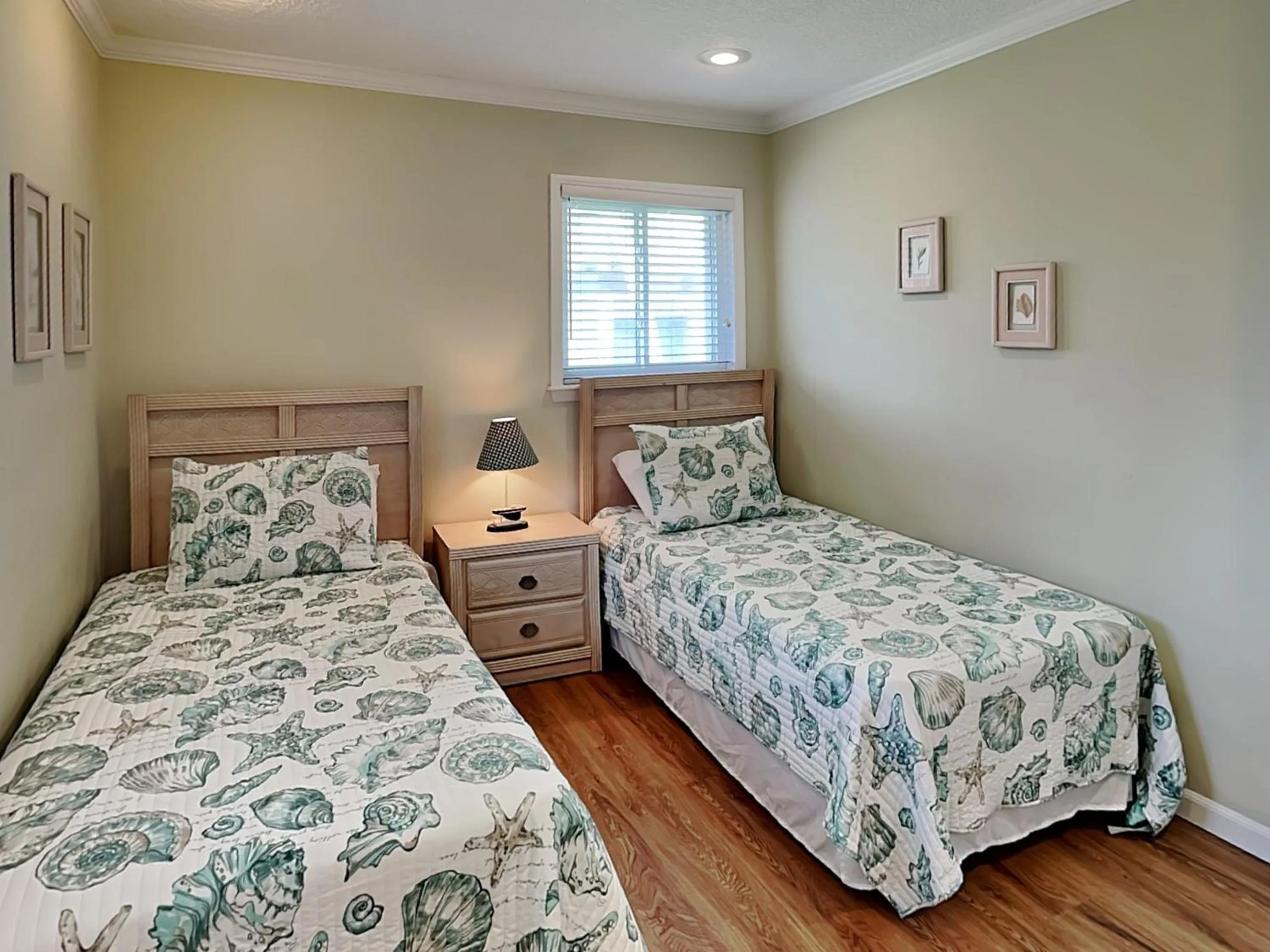 Property building, Bed in Sea Urchin 39