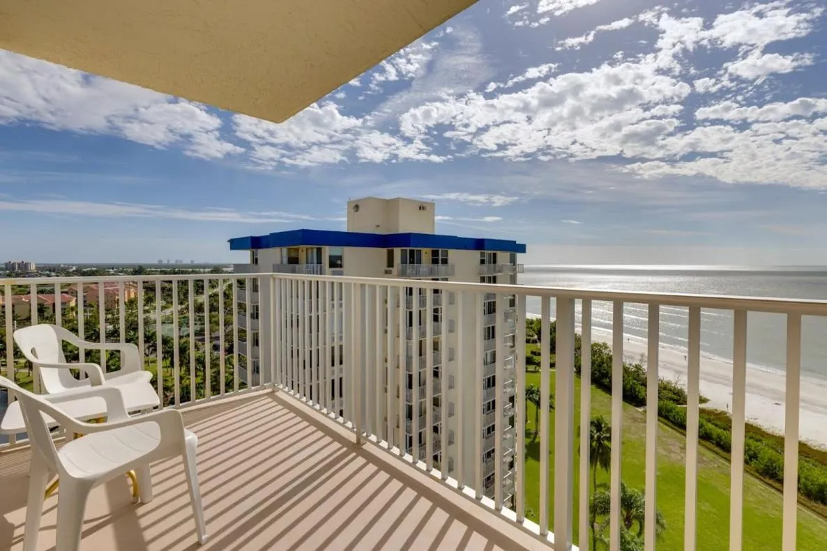 Estero Beach Tennis 1204A