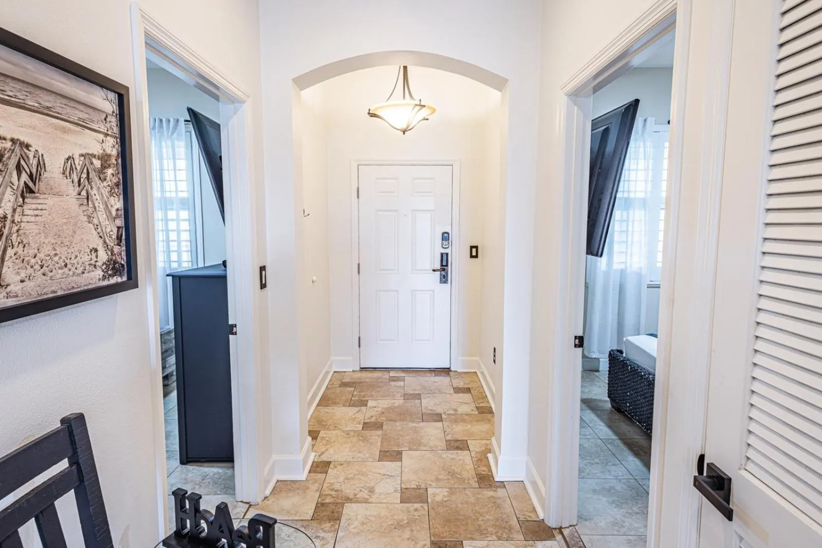 Facade/entrance in 933 Cinnamon Beach