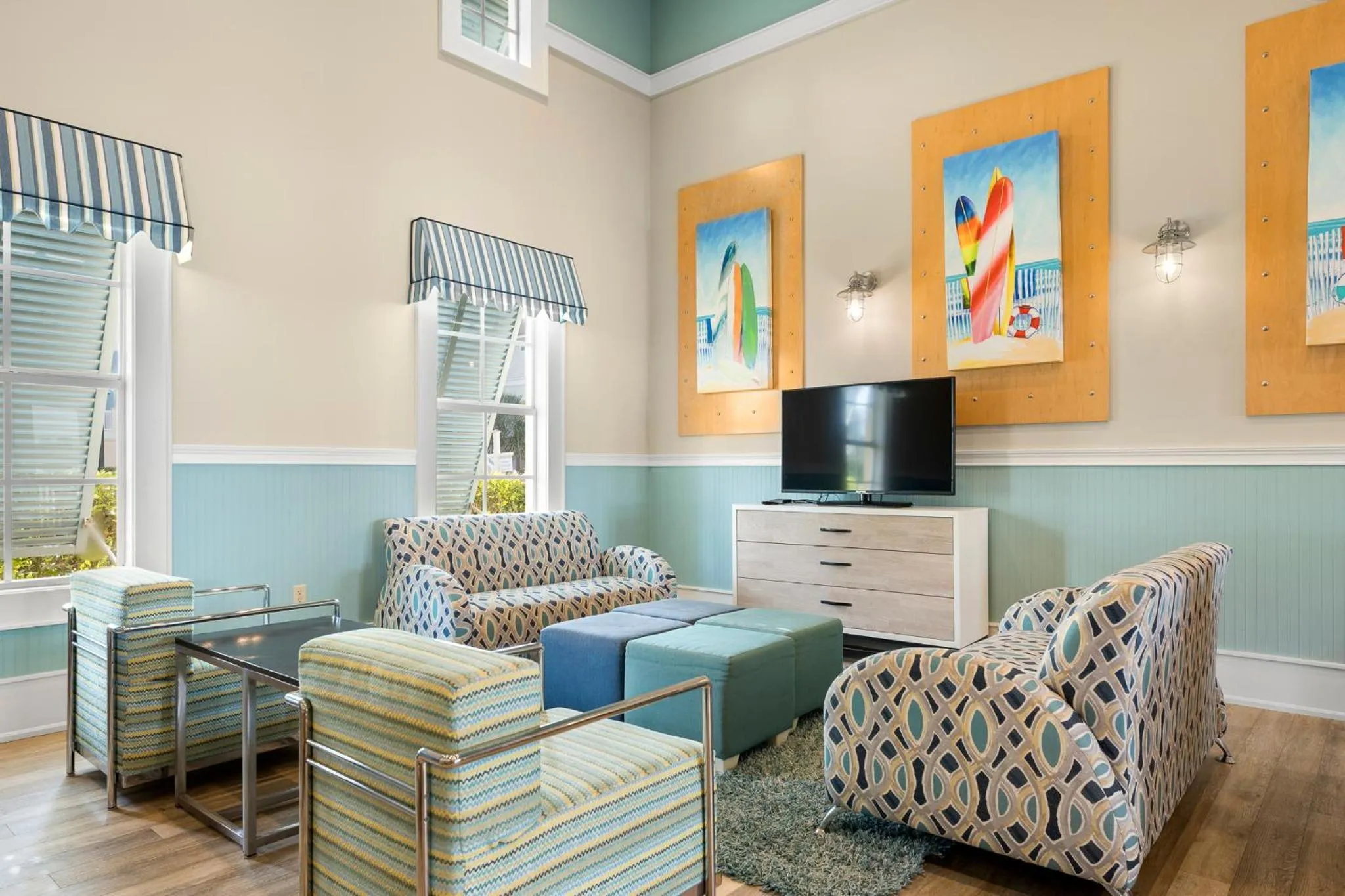 Property building in 933 Cinnamon Beach