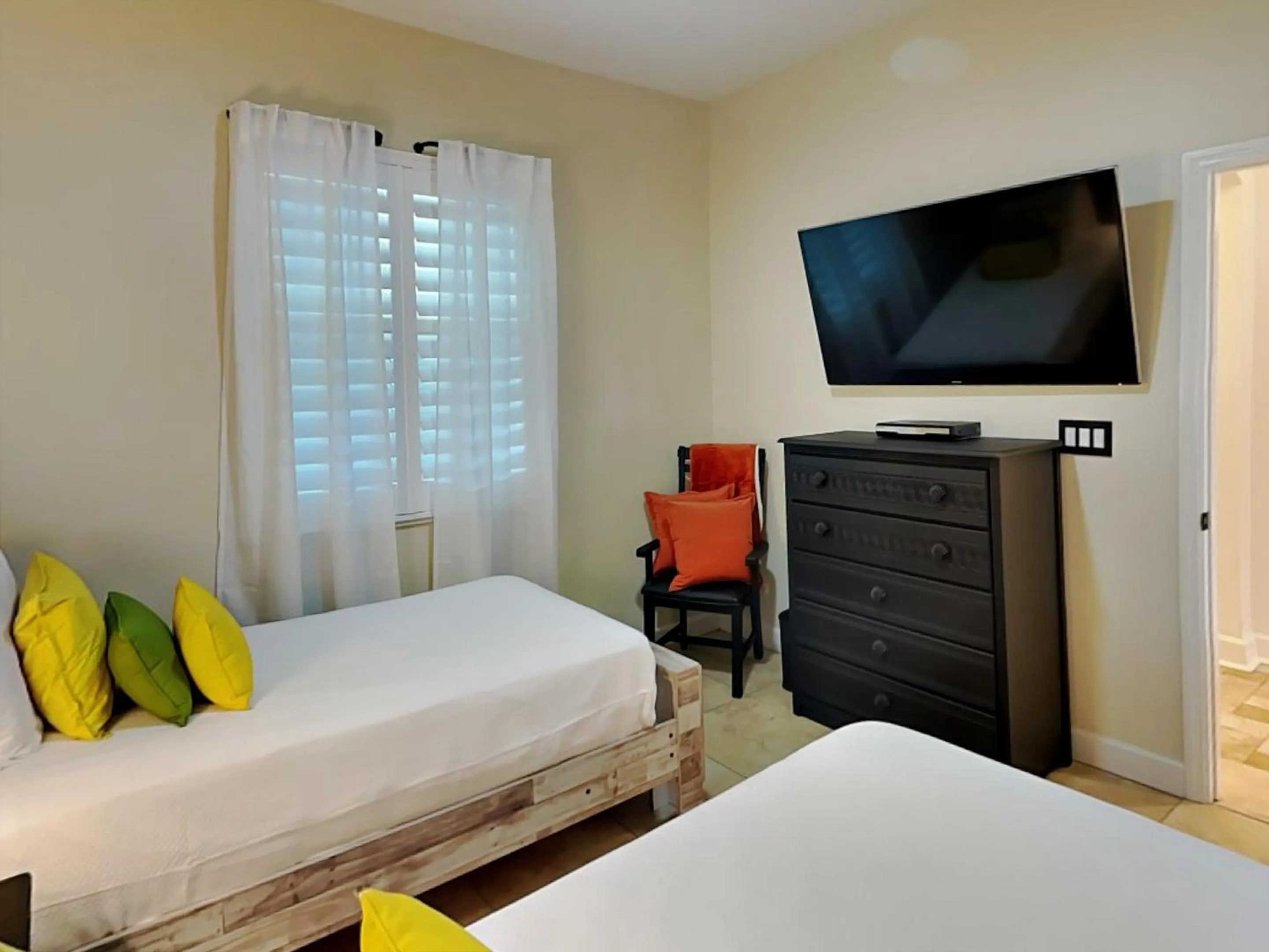 Bed in 933 Cinnamon Beach