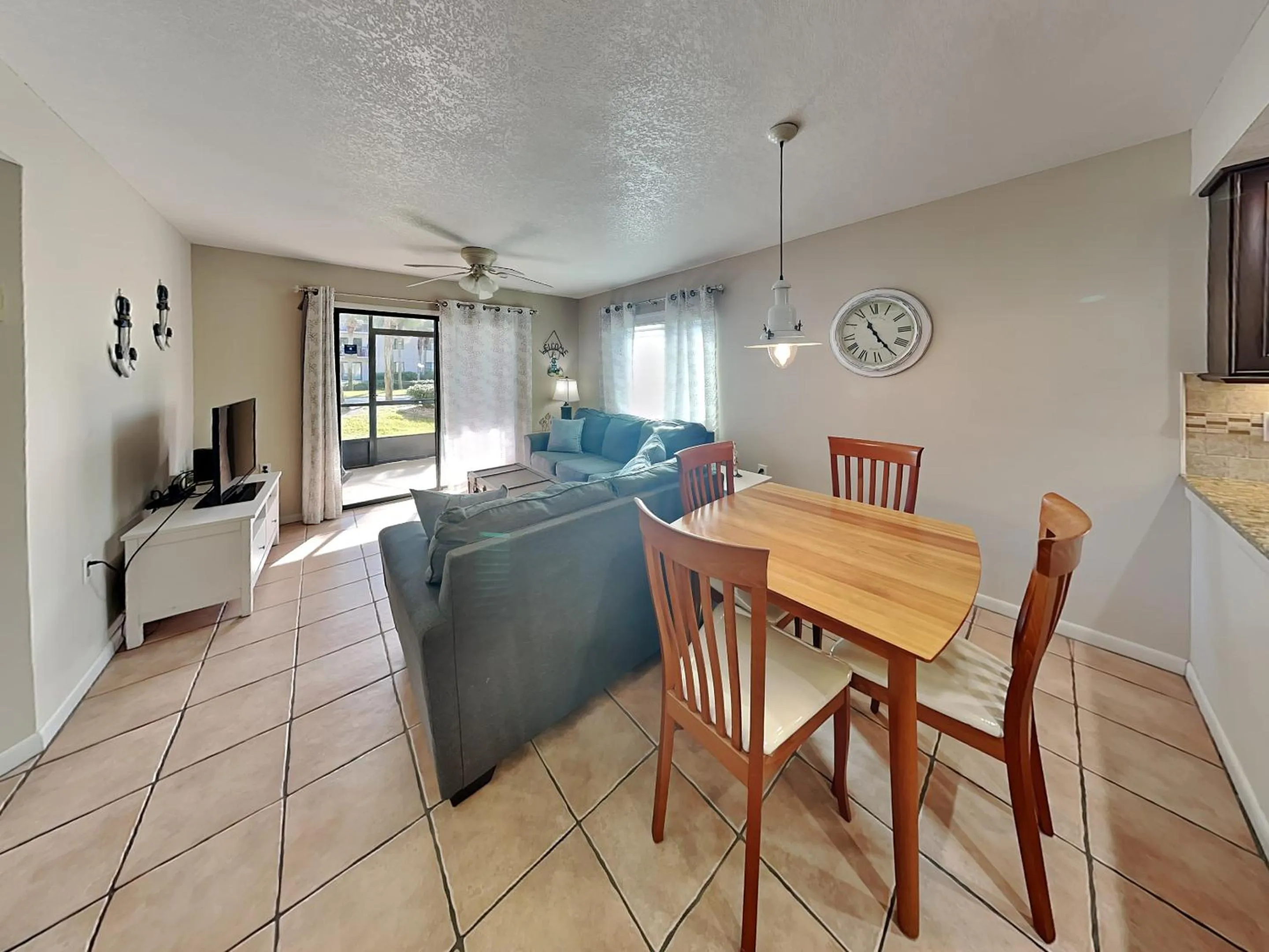 Ocean Village Club N14