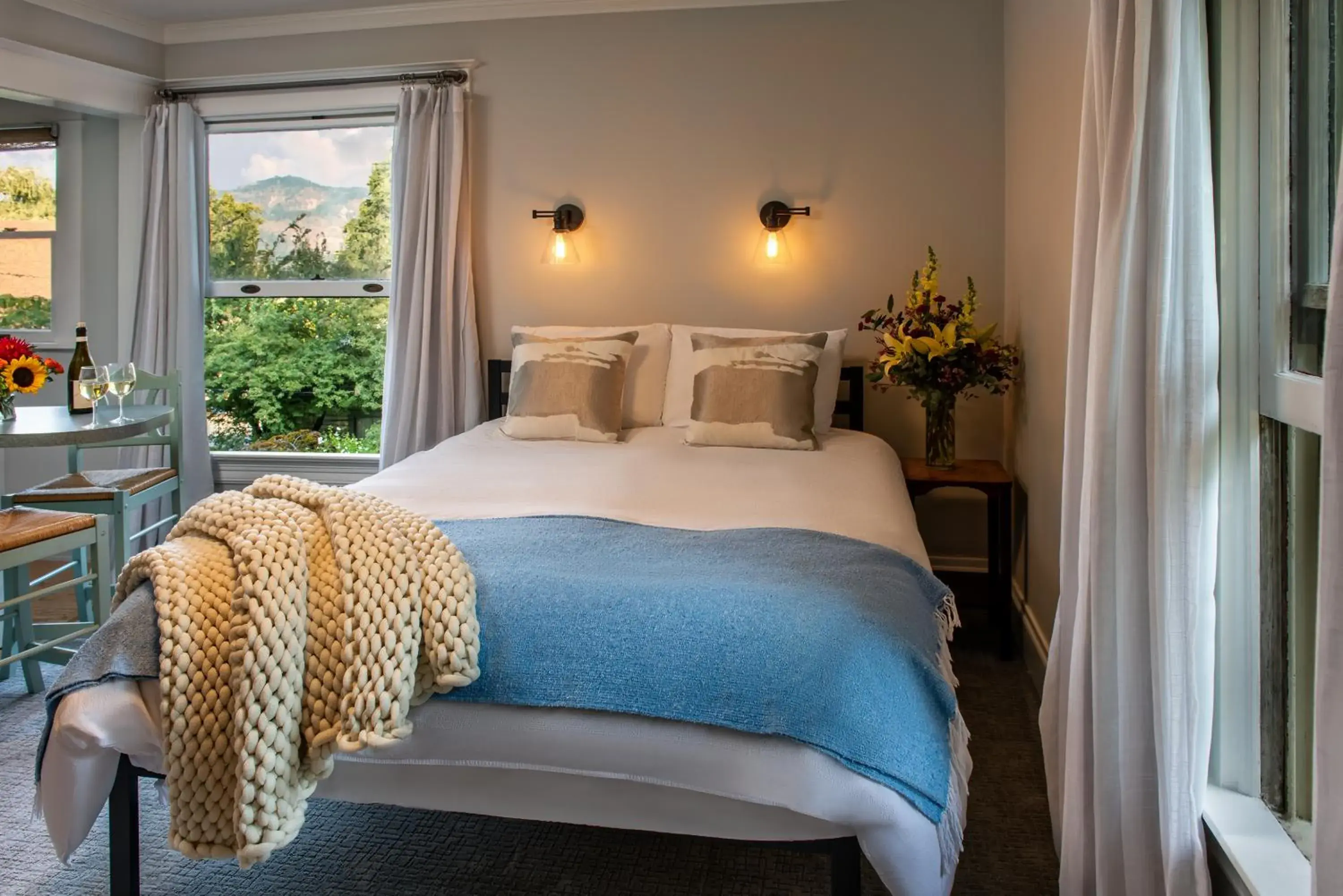 Suite with Garden View in Inn at the Gorge Suite with Garden View in Inn at the Gorge