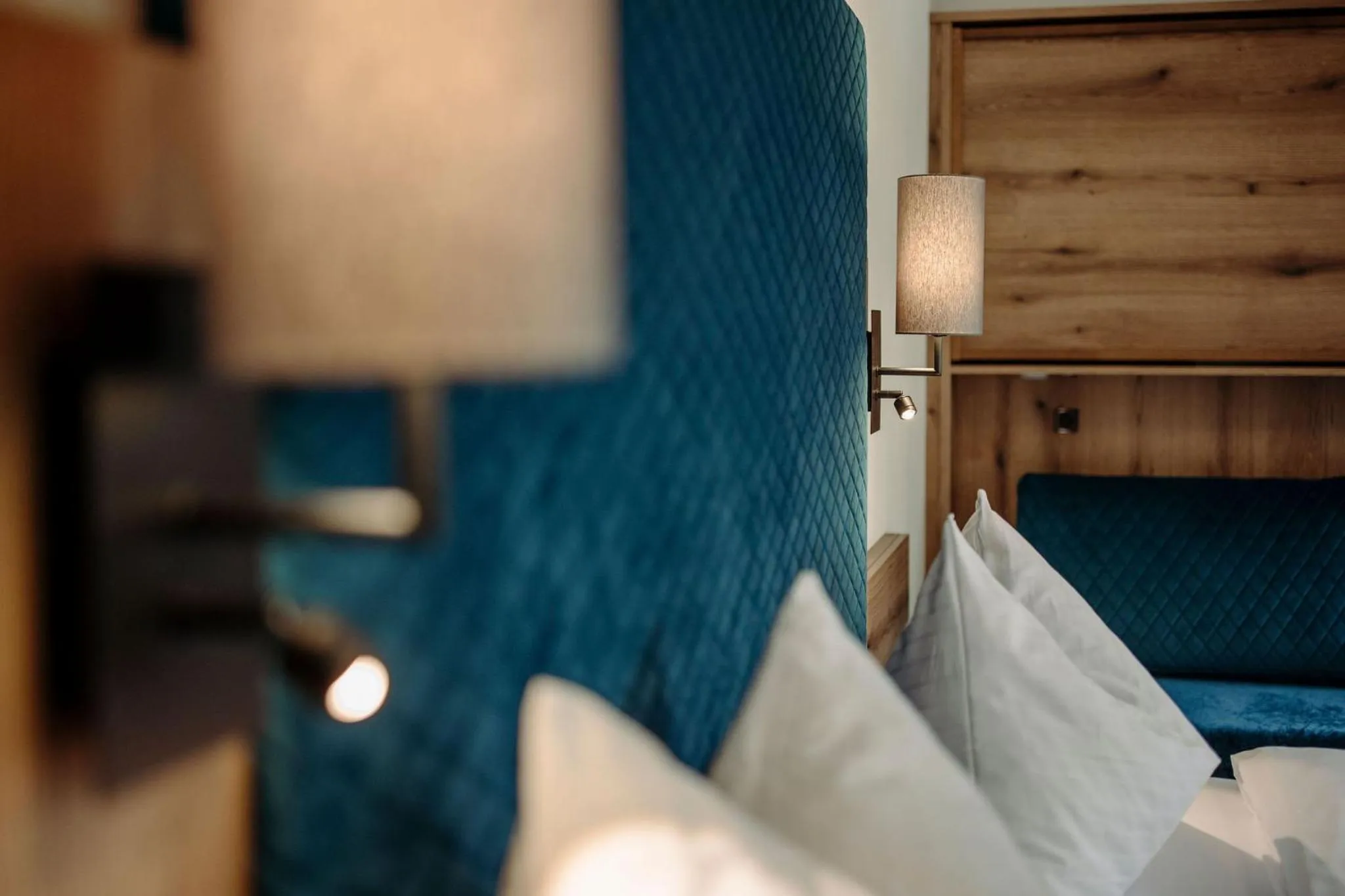 Bedroom, Bed in Lerchs Landhotel