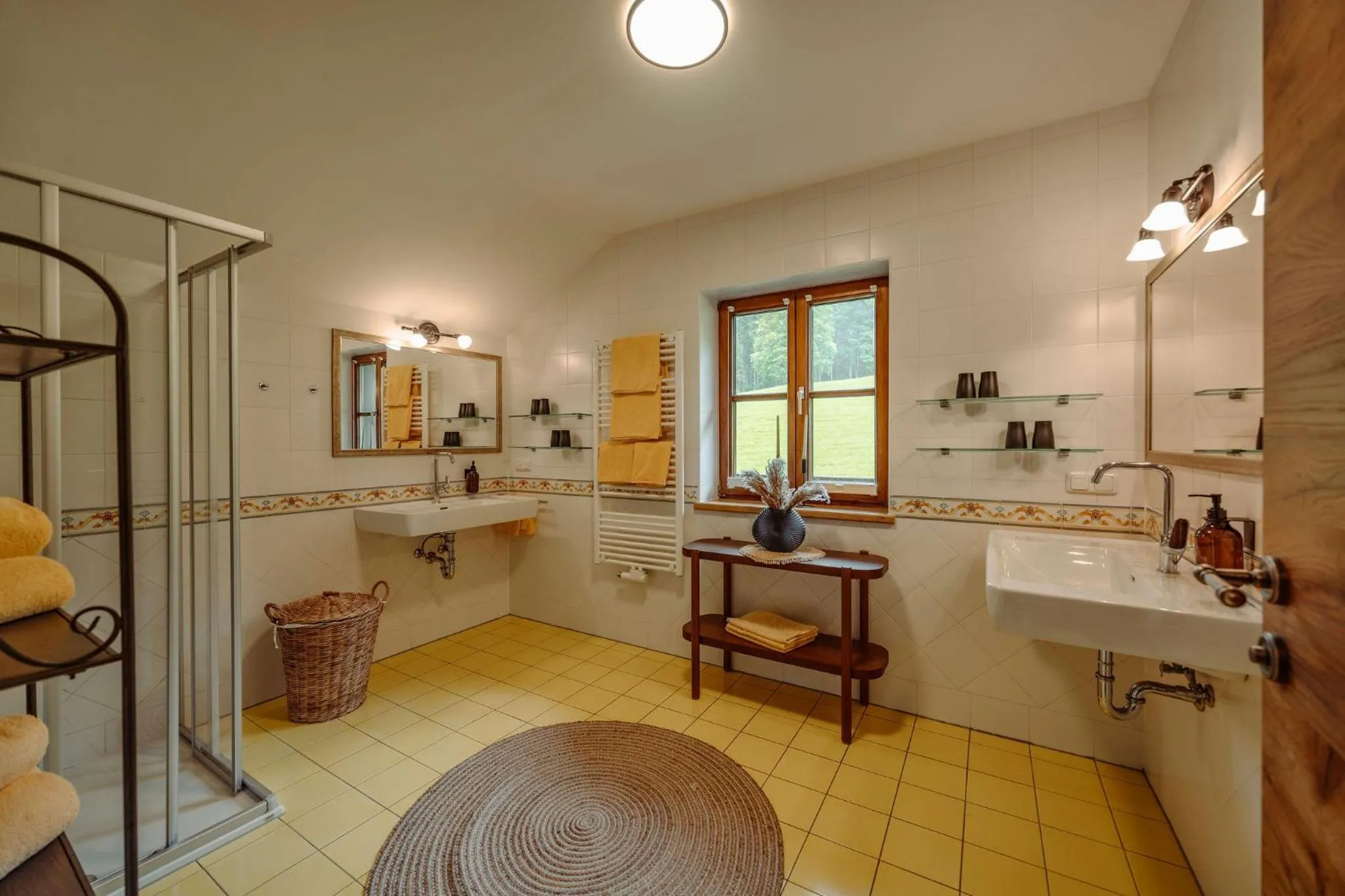 Bathroom in Lerchs Landhotel