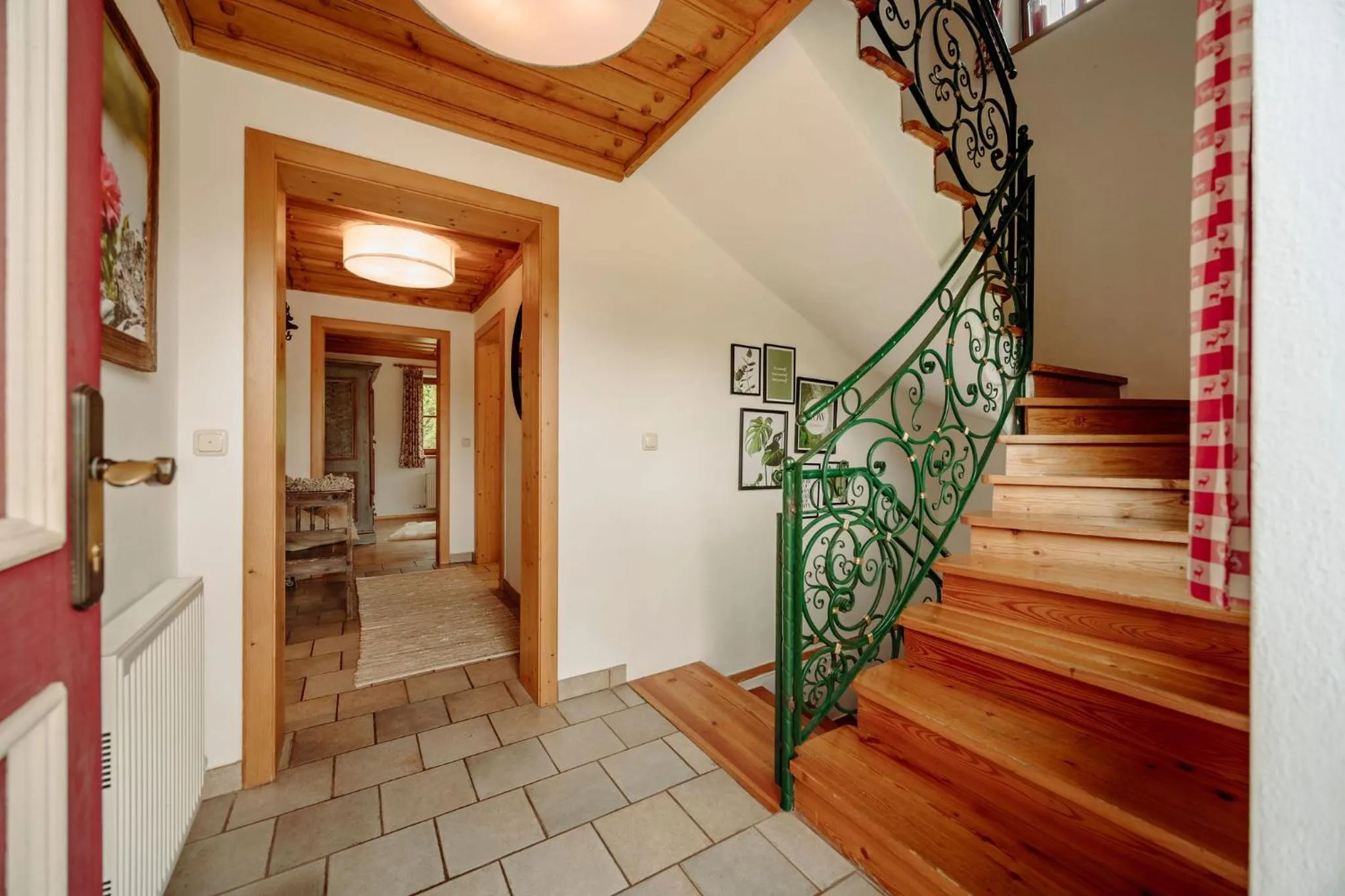 Facade/entrance in Lerchs Landhotel