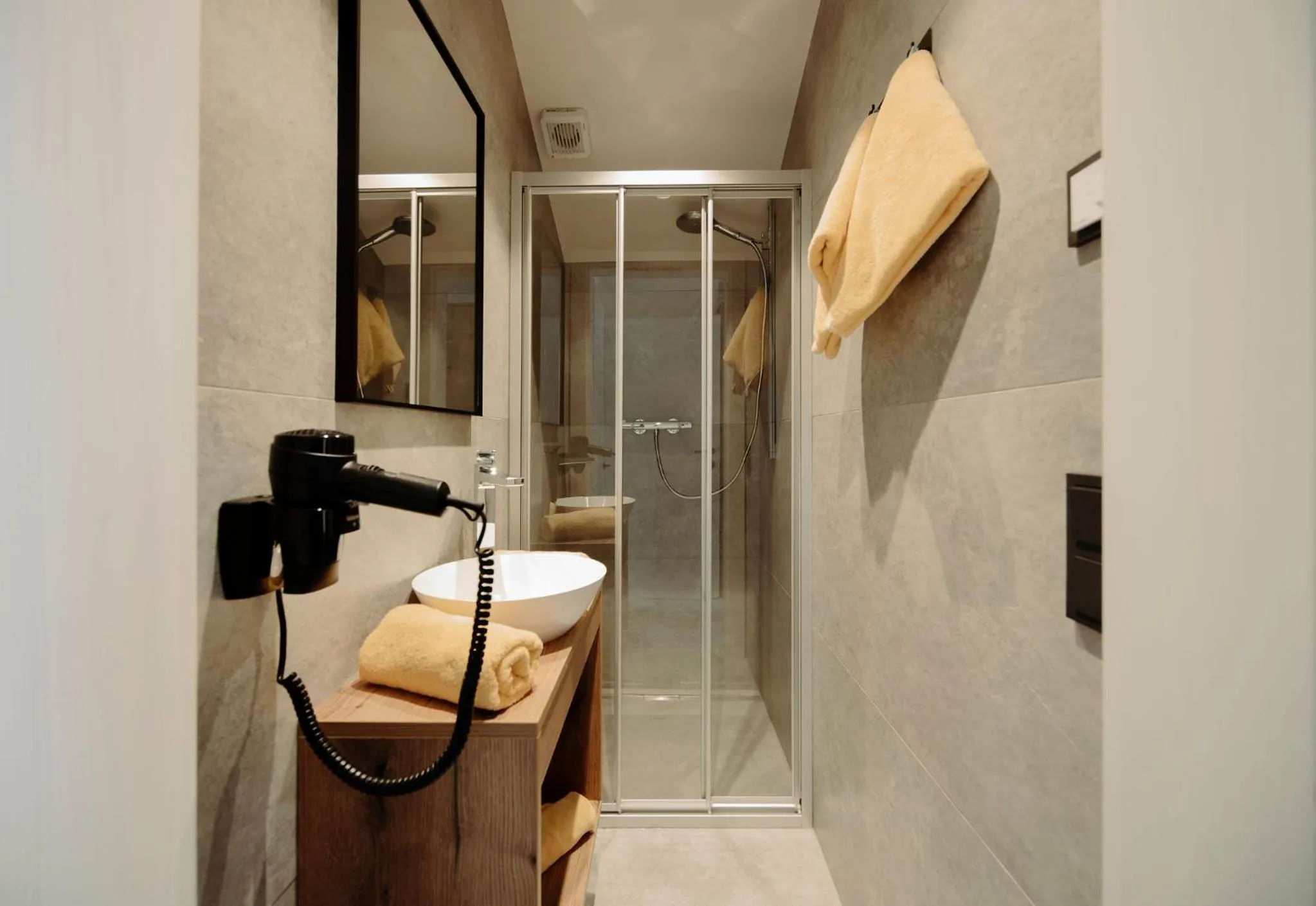 Bathroom in Lerchs Landhotel