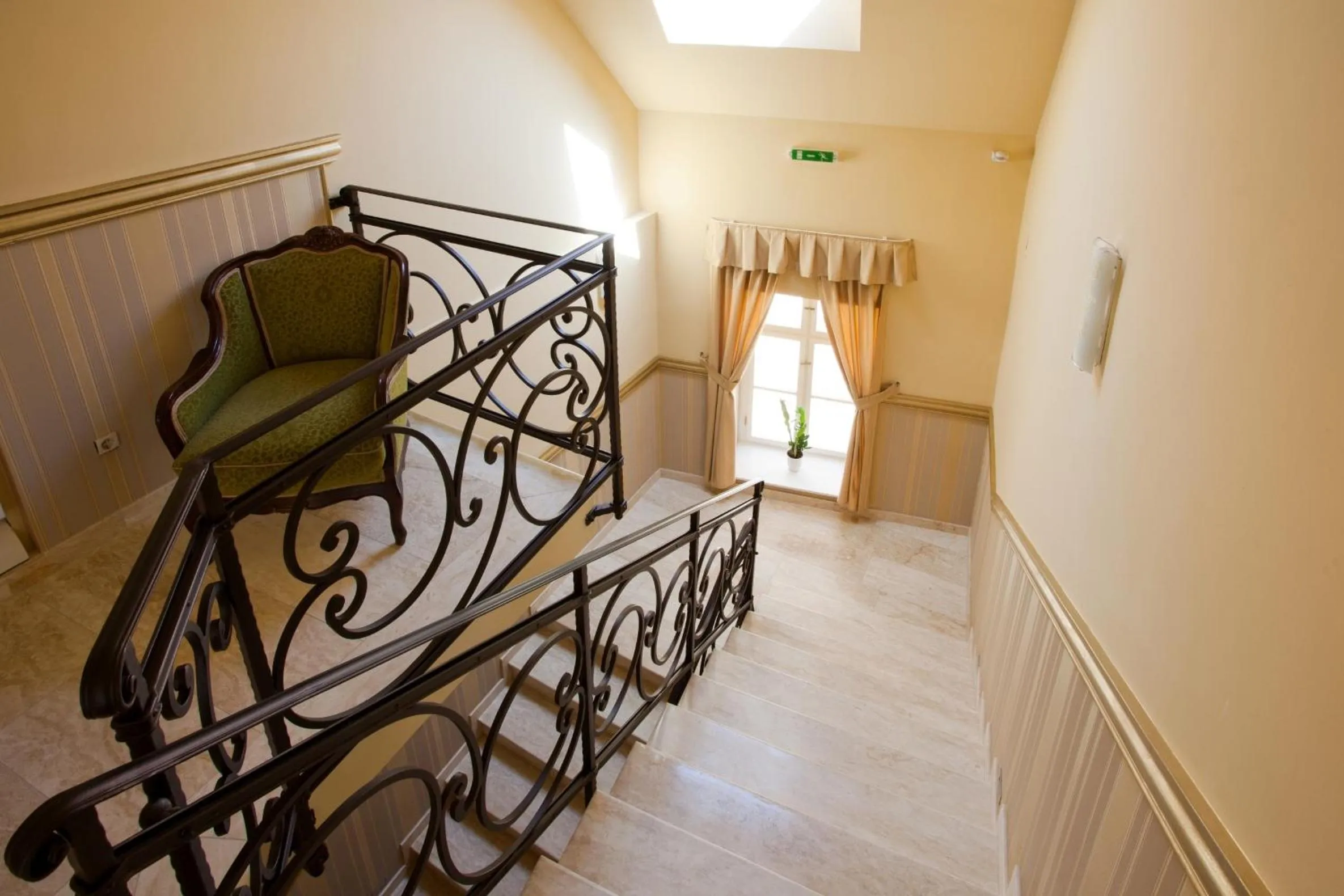 Other, Bed in Barokk Hotel Promenád