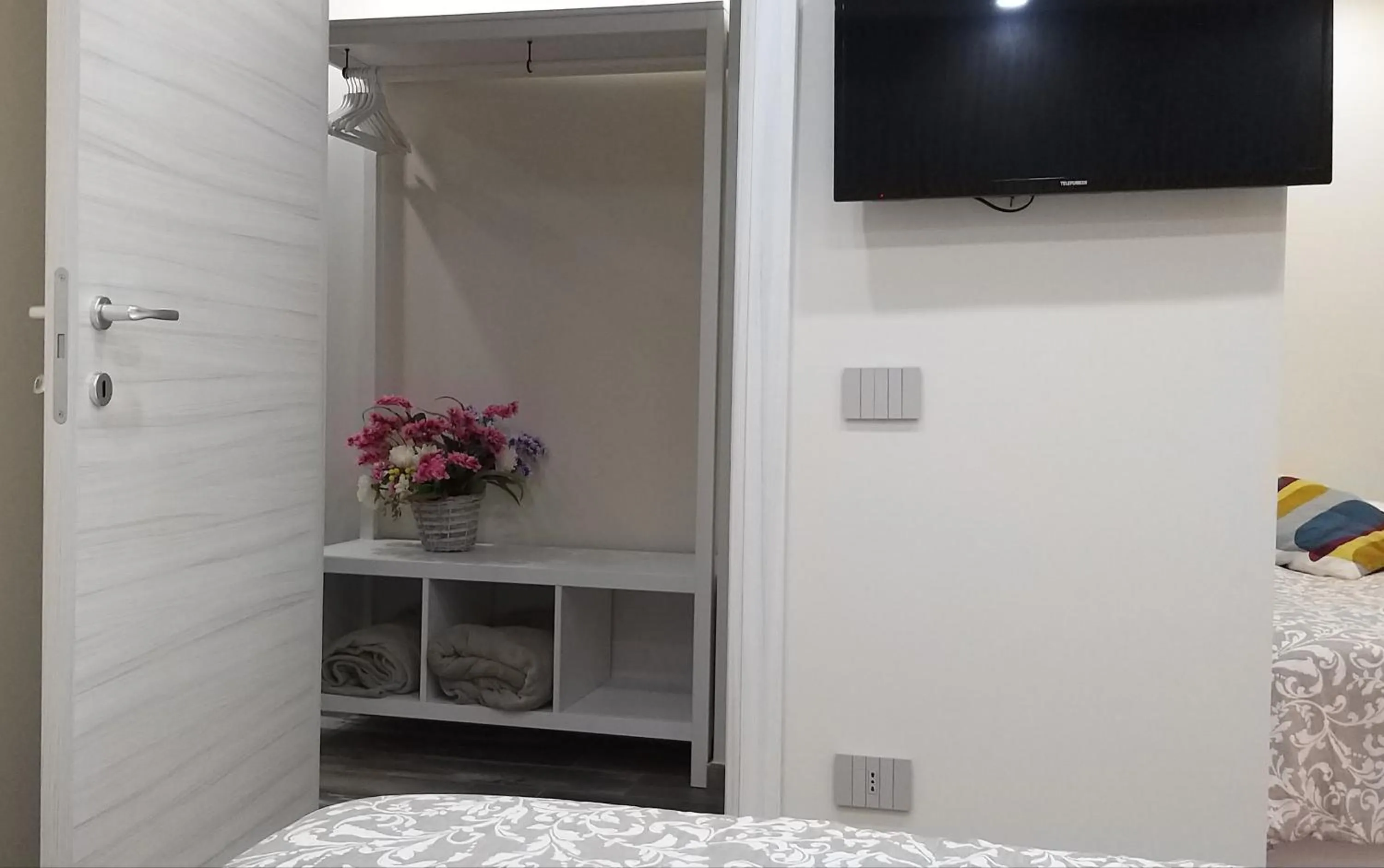 Photo of the whole room, Bed in O' Scartellato