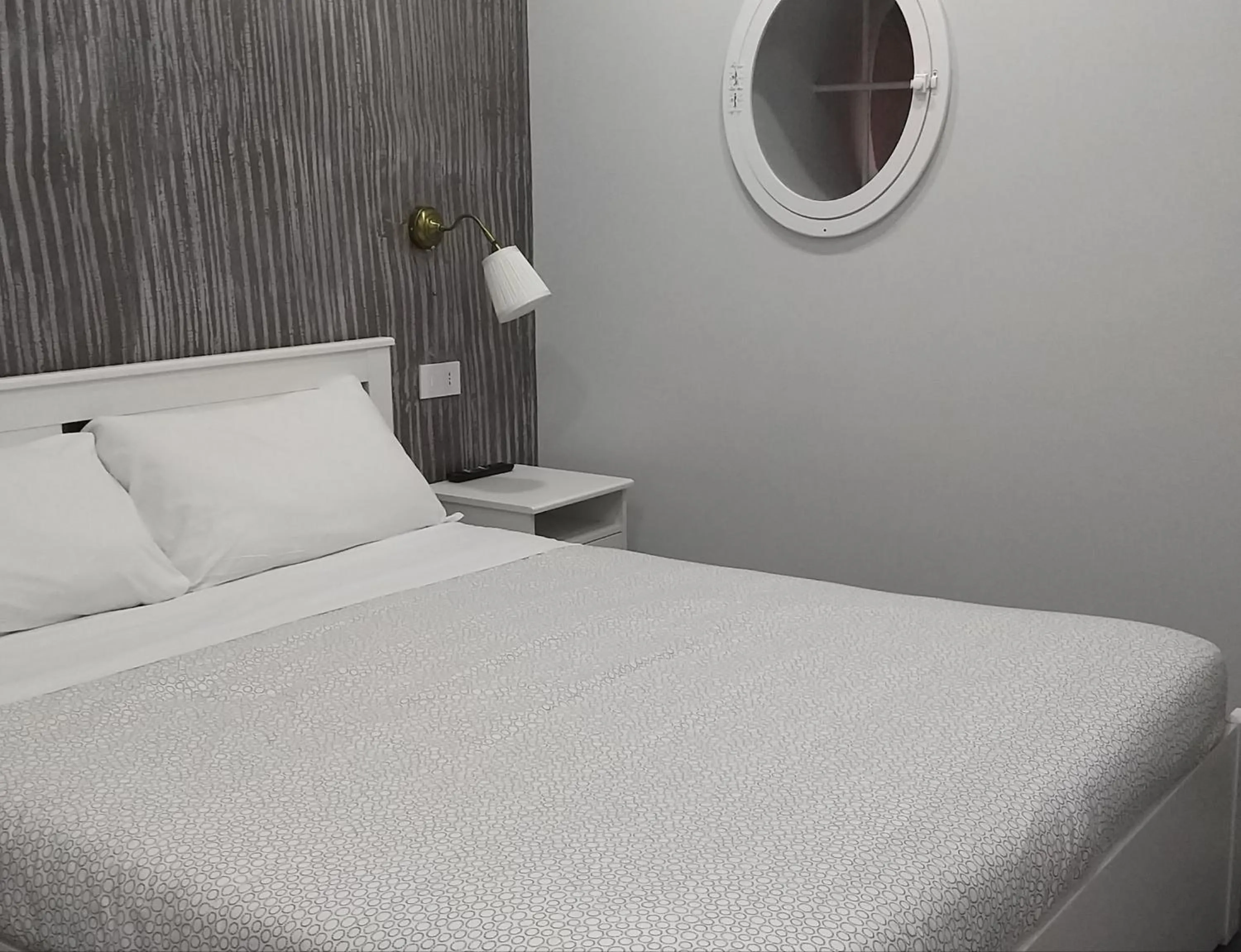 Bedroom, Bed in O' Scartellato