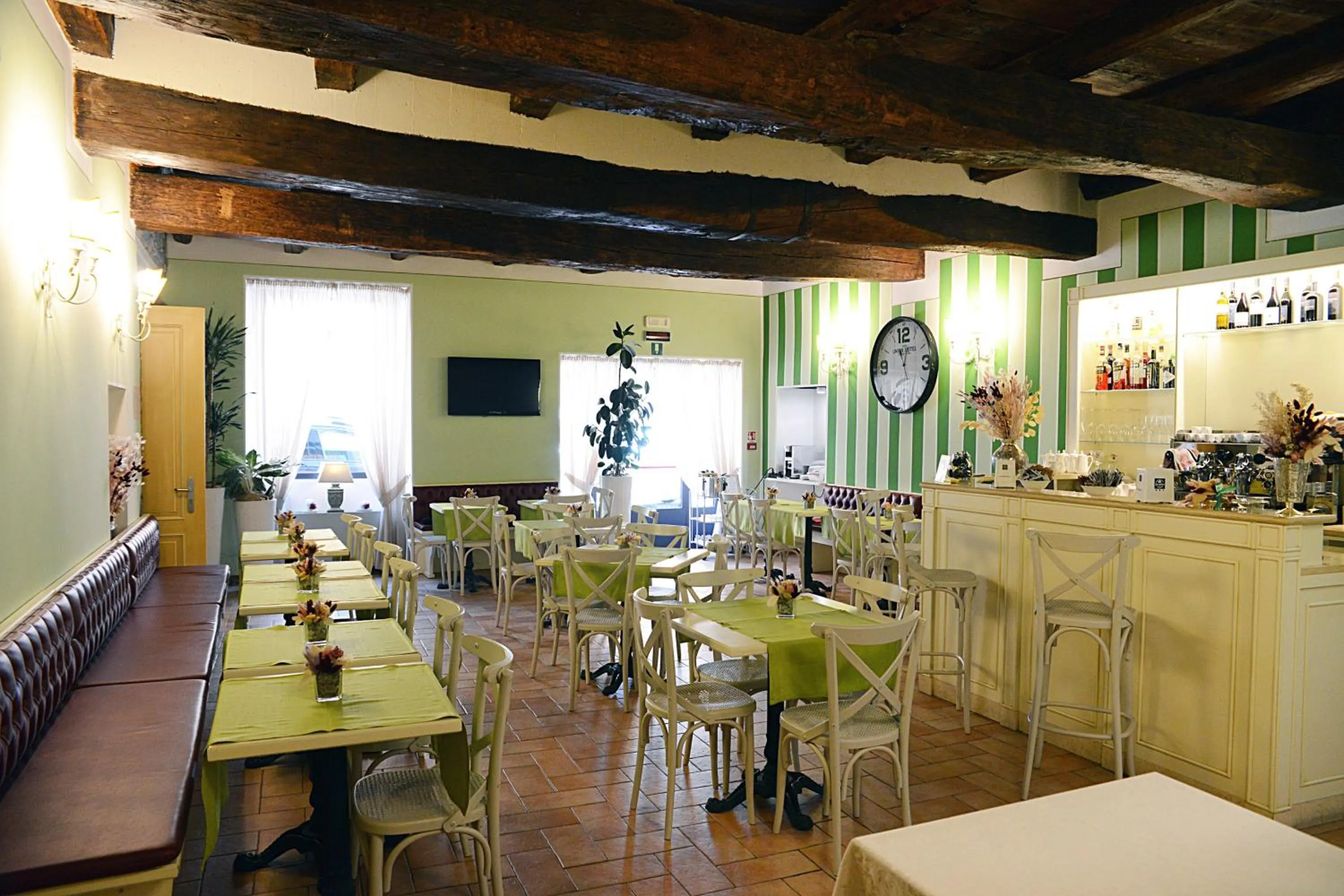 Breakfast in Hotel Borgo Antico