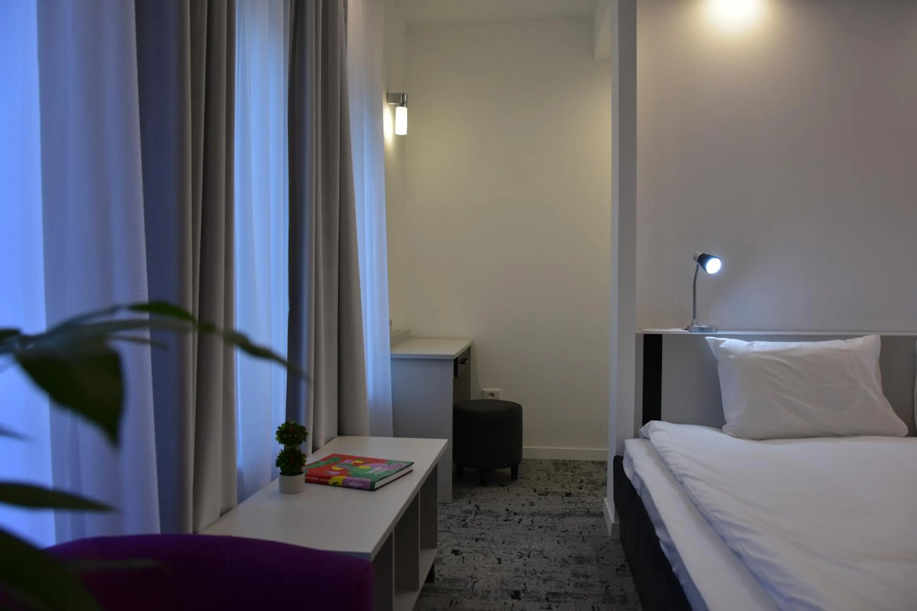 Bedroom, Bed in Osten Art Hotel