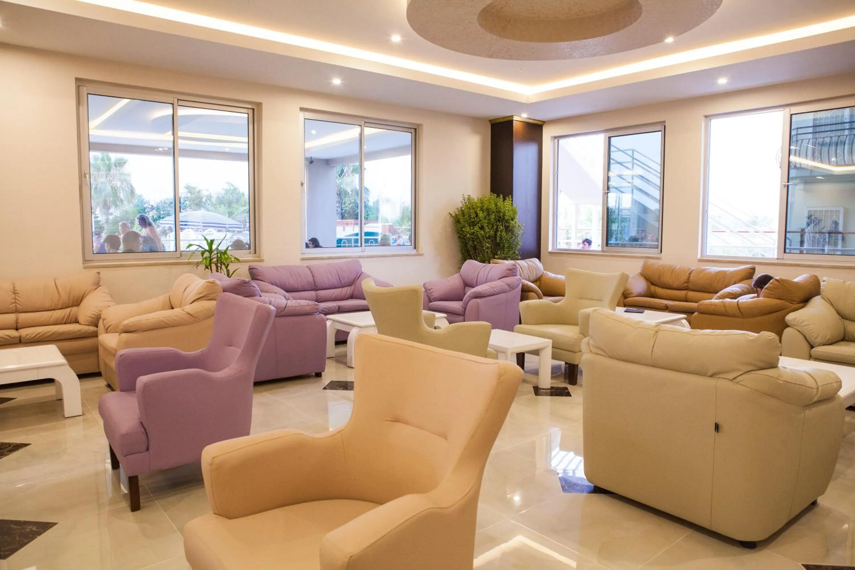 Lobby or reception in Side West Park Hotel