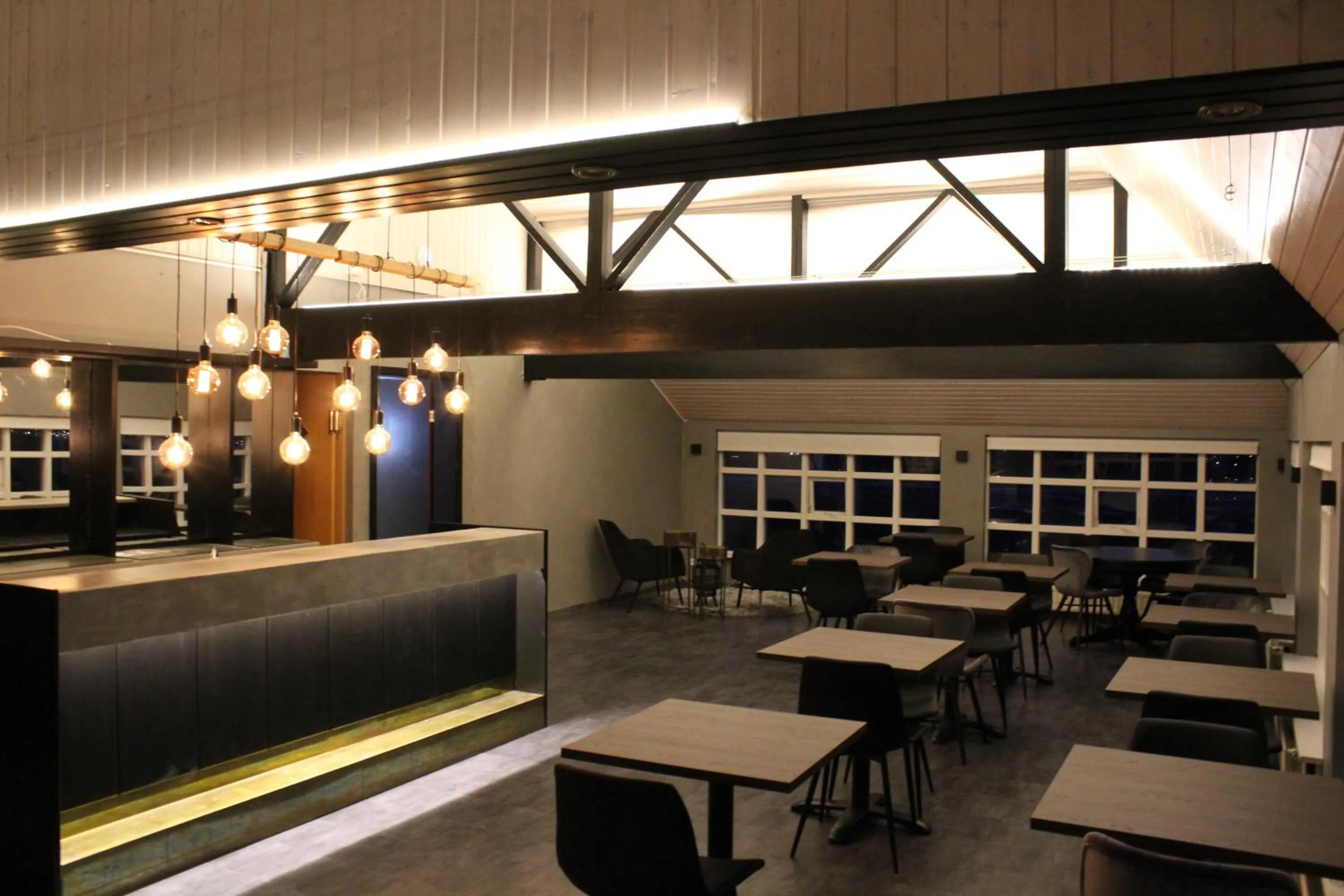 Night in Hotel North