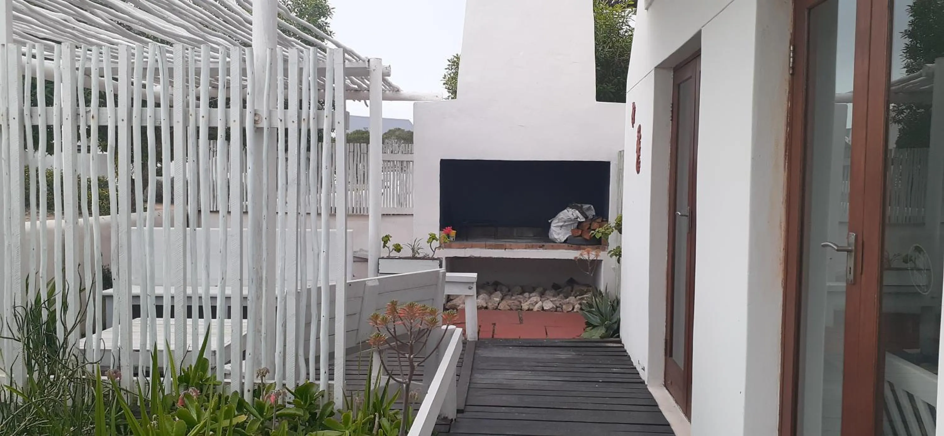 Patio in Paters Haven Self-catering and B&B