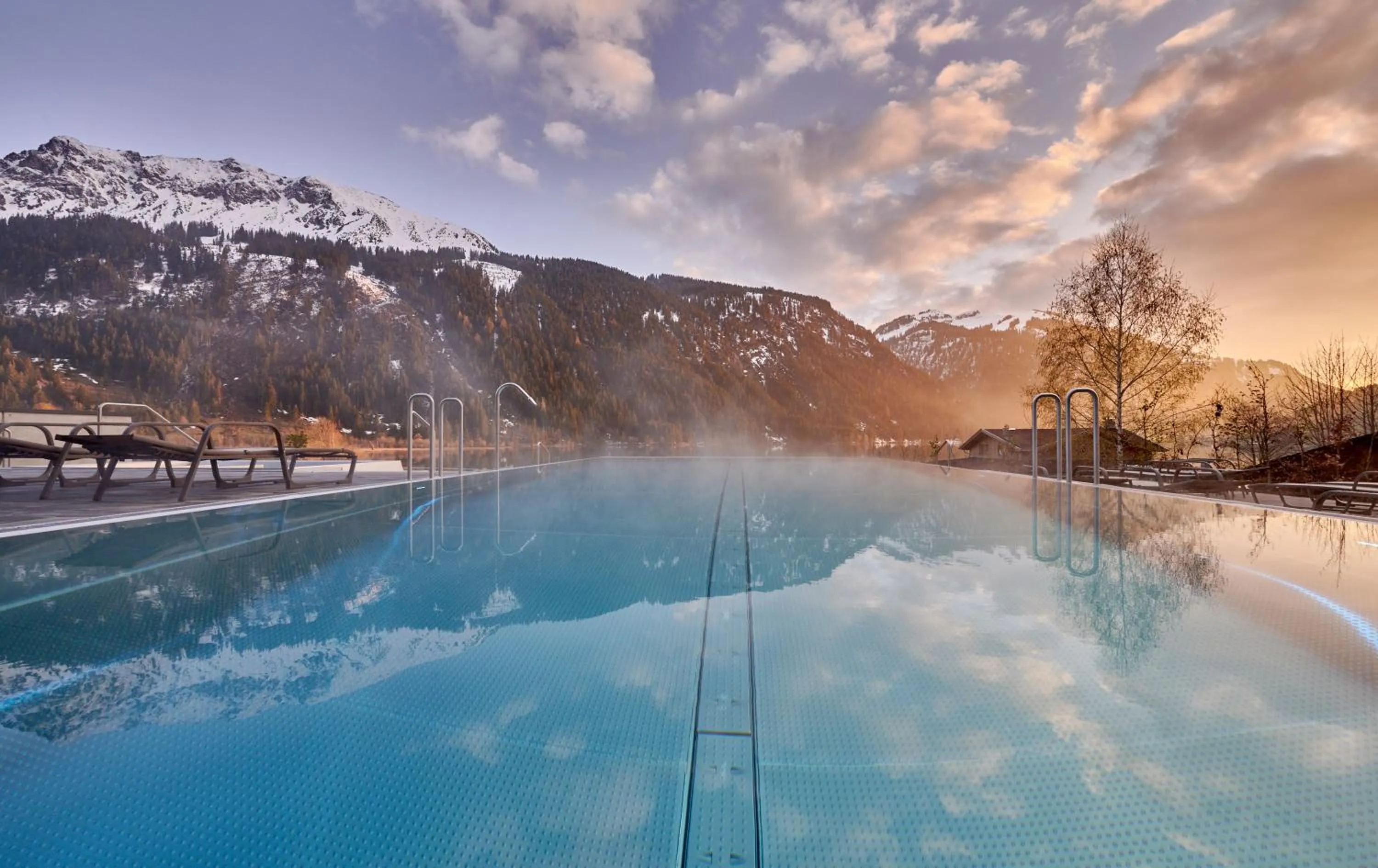 Swimming pool in haldensee - Naturerlebnis und Wellnesshotel