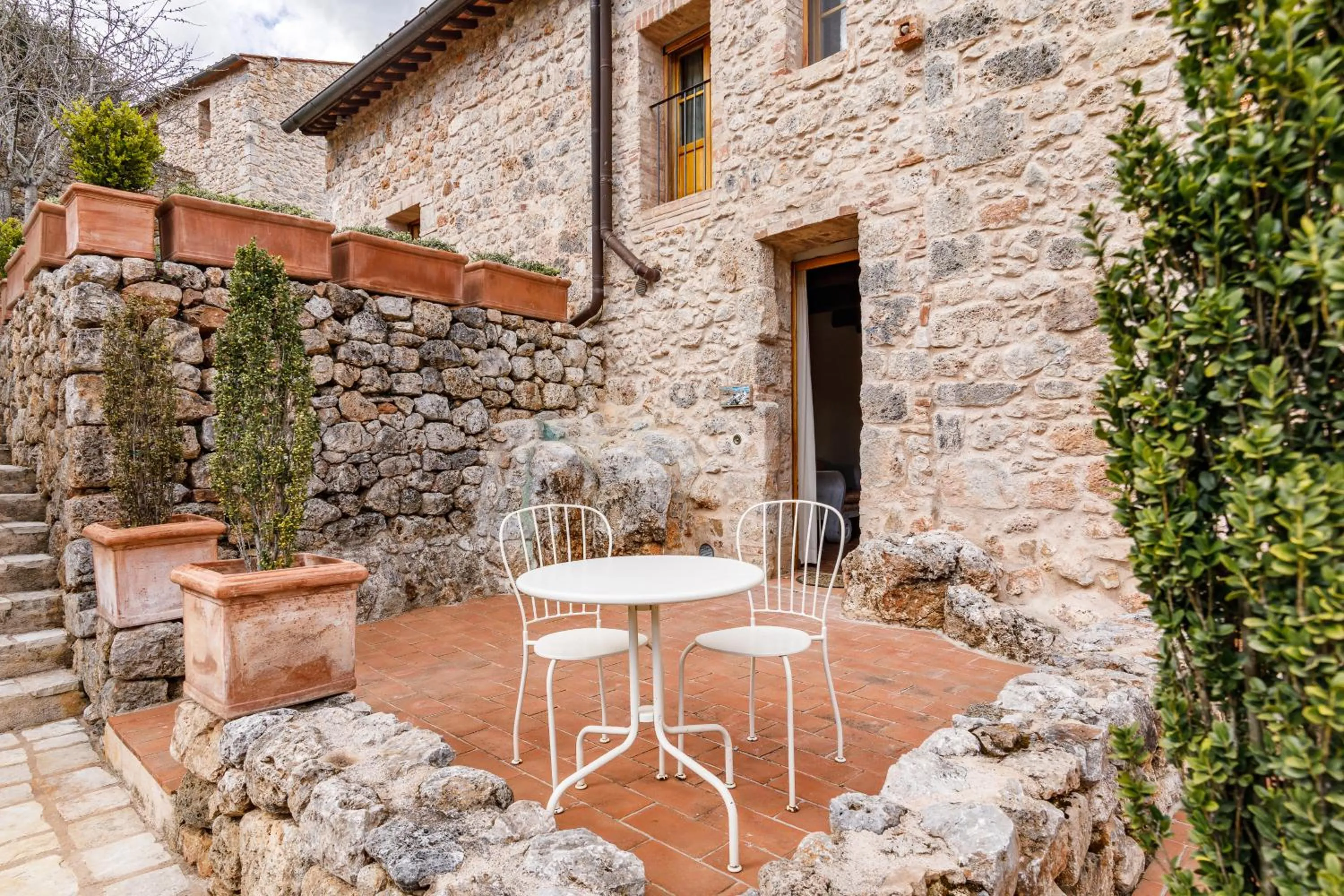 Patio in Relais La Costa Historical Residence