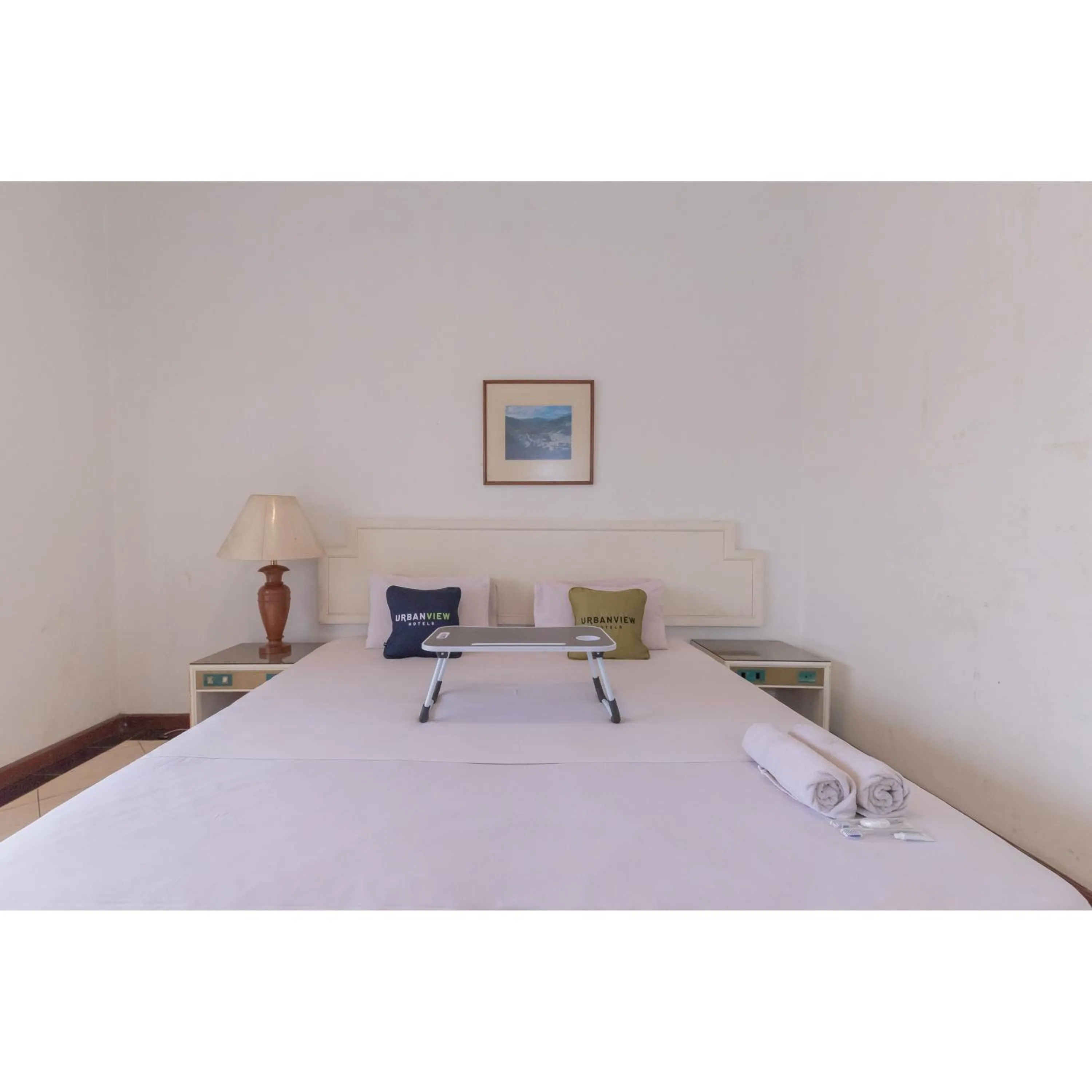 Bedroom, Bed in Urbanview Hotel Utari