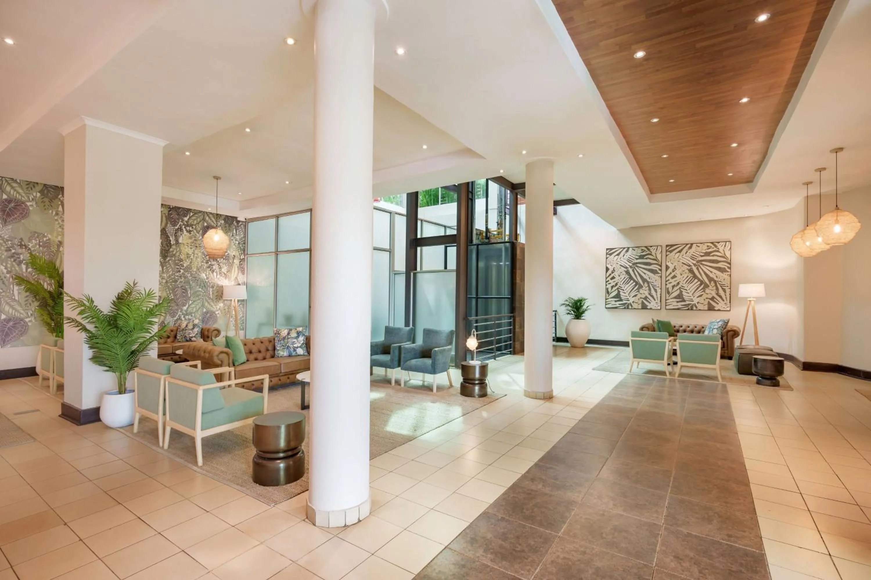 Lobby or reception in Protea Hotel by Marriott Lusaka