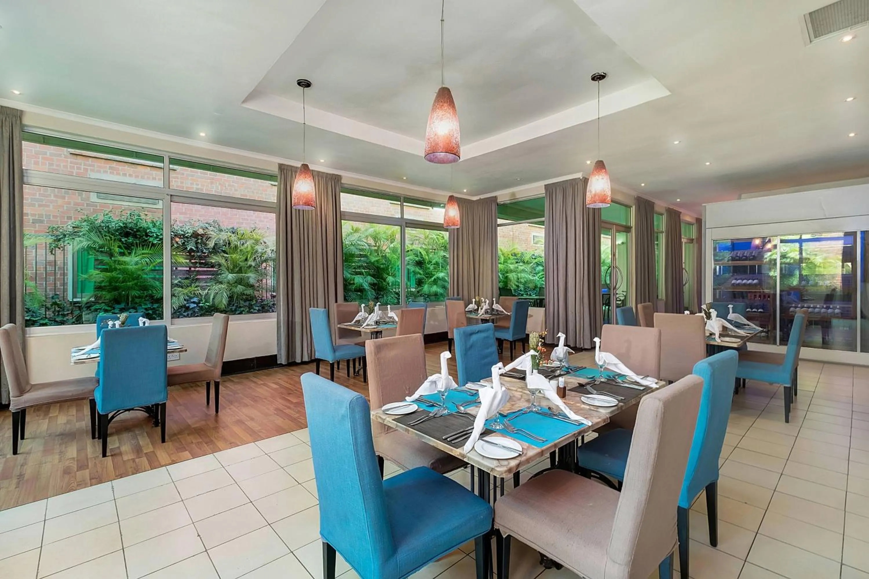 Restaurant/places to eat in Protea Hotel by Marriott Lusaka