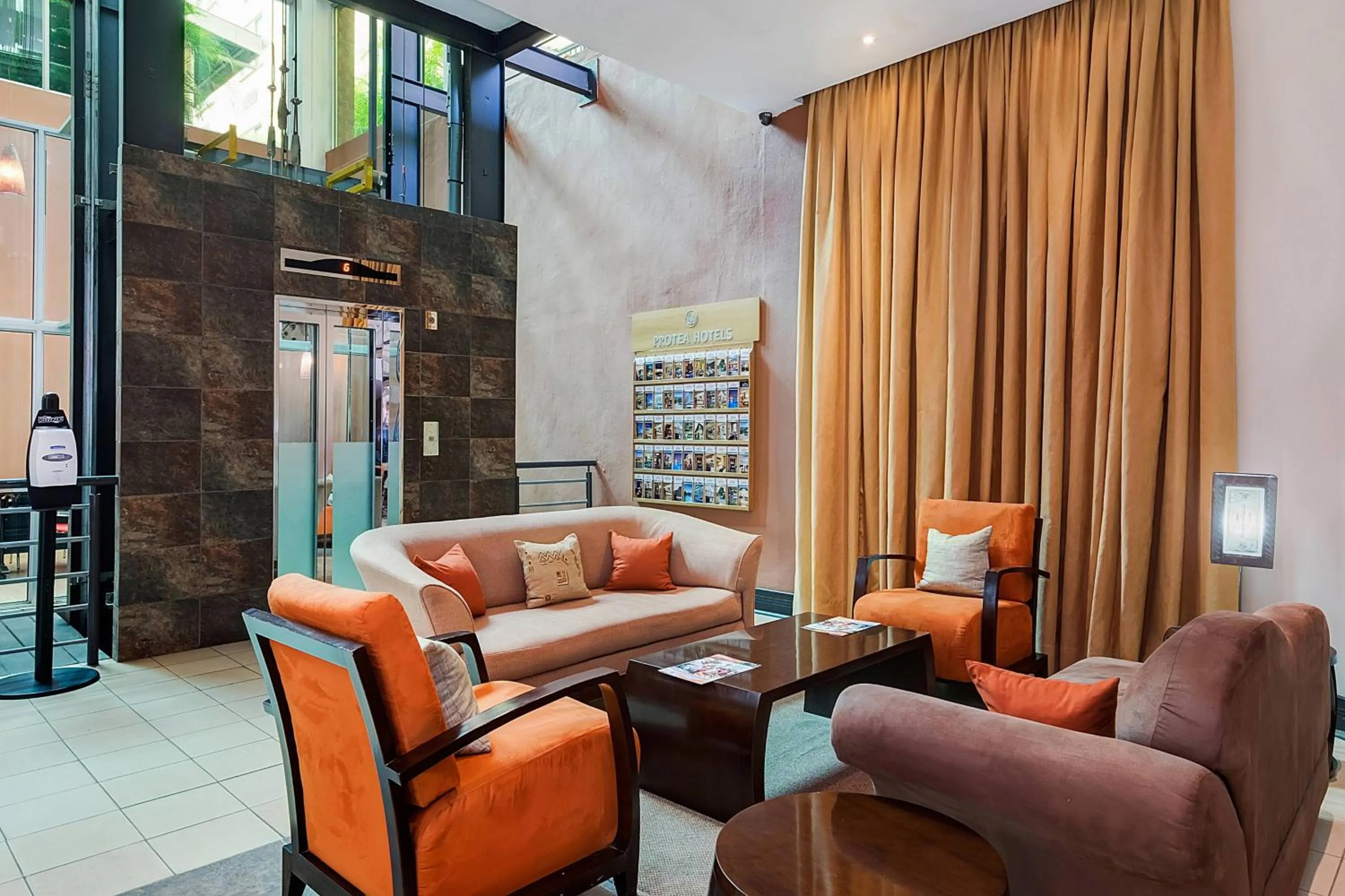 Lounge or bar in Protea Hotel by Marriott Lusaka