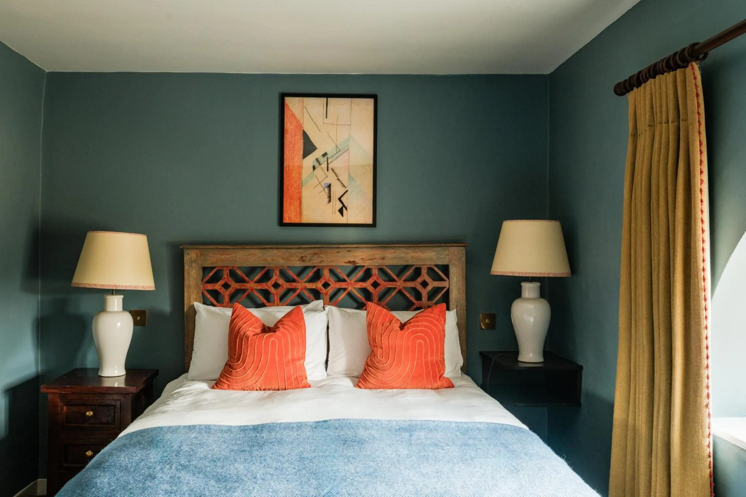 Bedroom, Bed in The Pembroke Arms