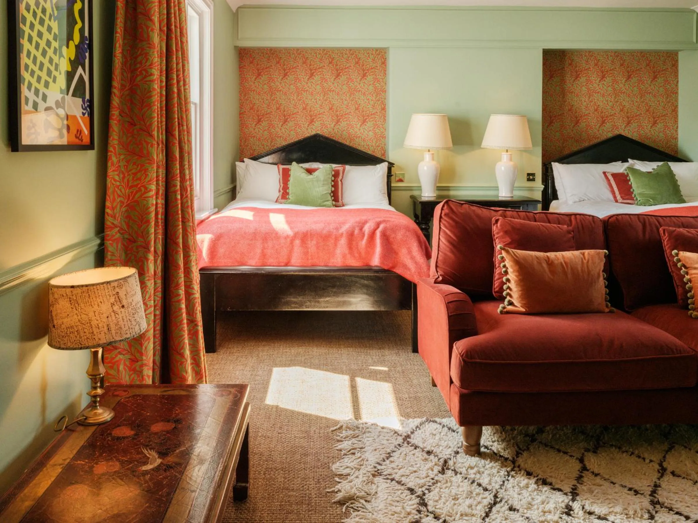 Bedroom, Bed in The Pembroke Arms