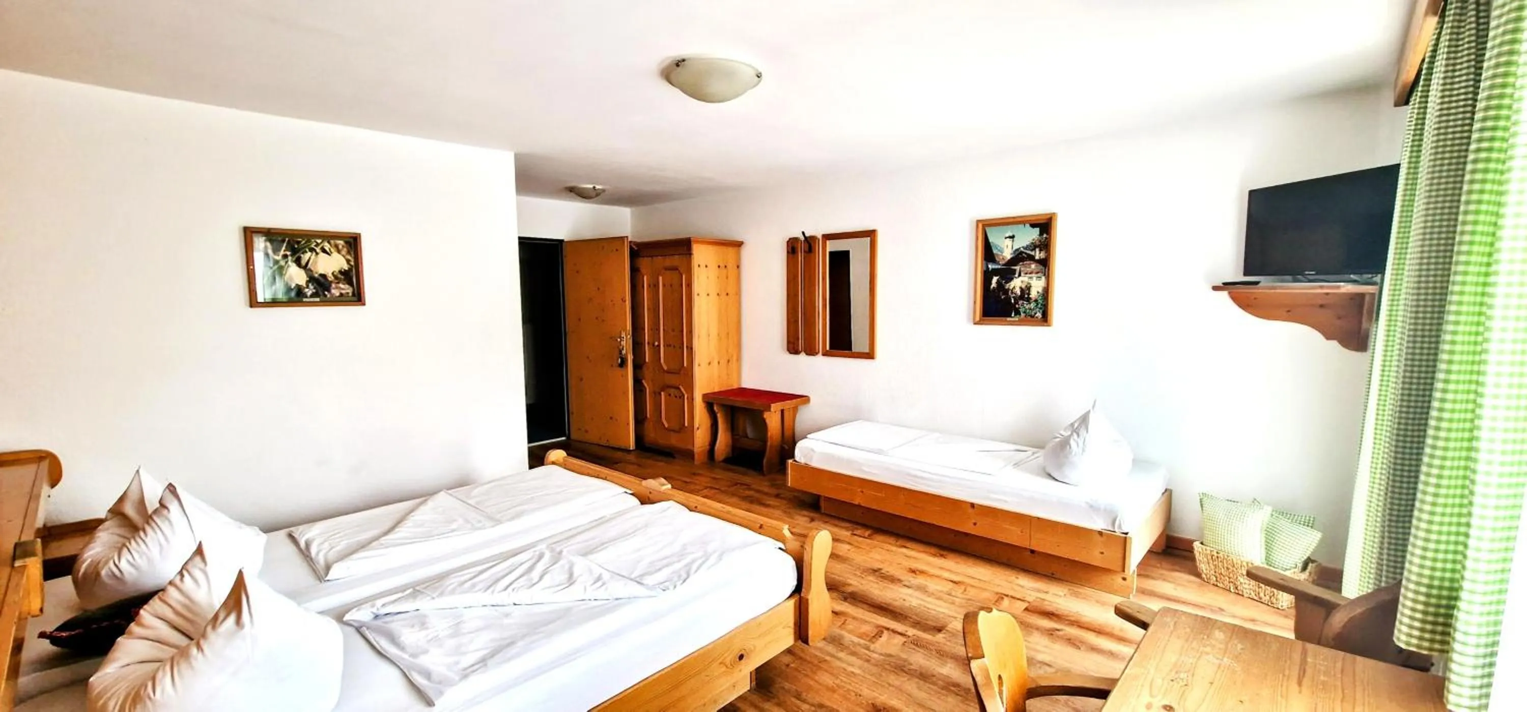 Bed in Landgasthof Kirchmayer