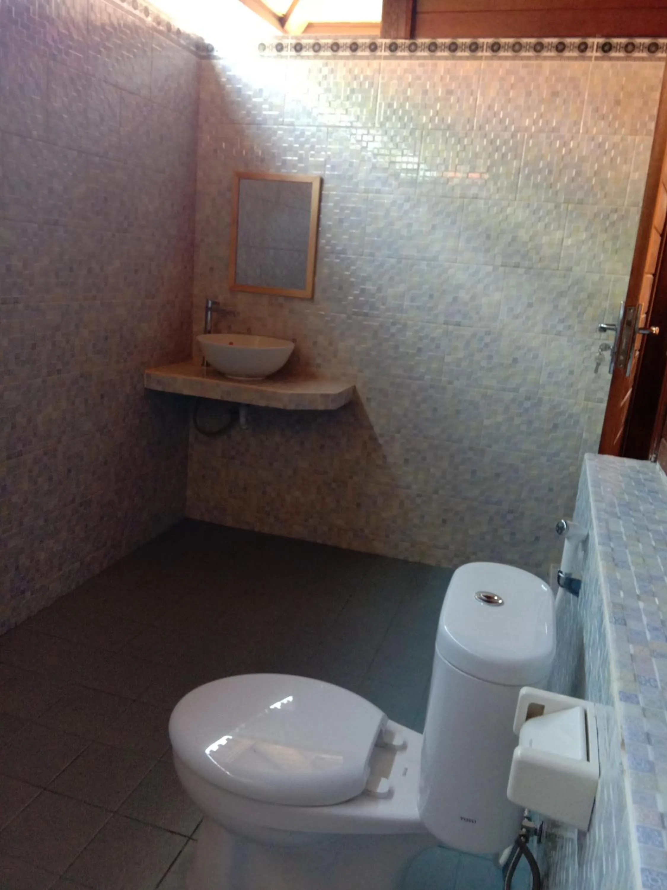 Toilet in Svaha Nusa Guest House