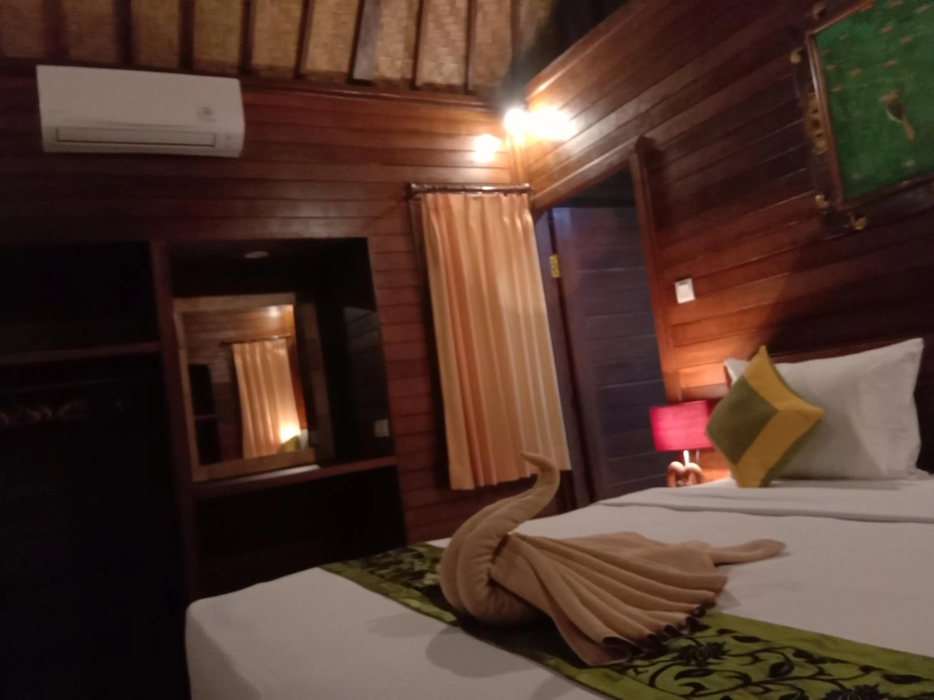 Bedroom, Bed in Svaha Nusa Guest House