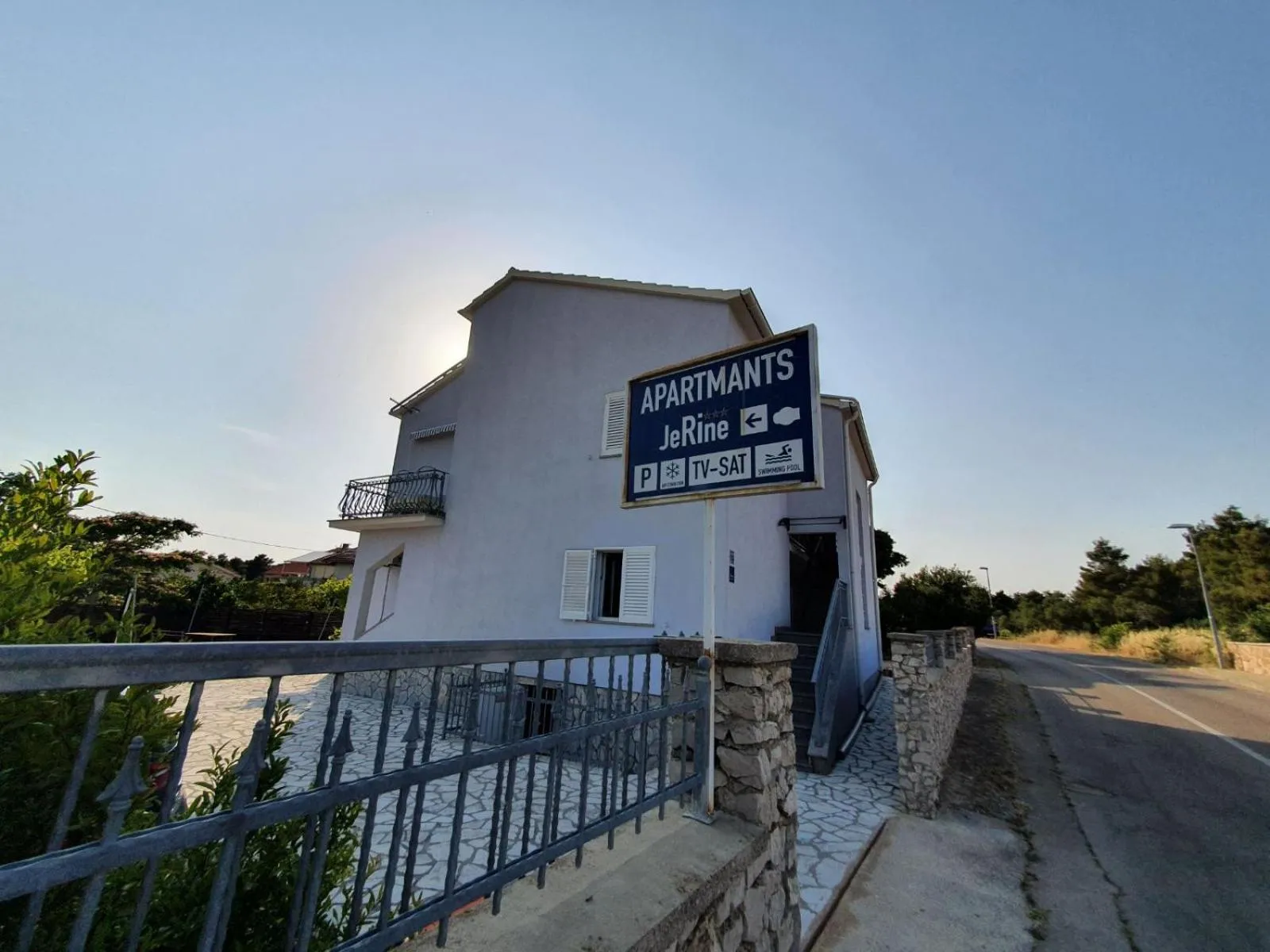 Apartments Jerine