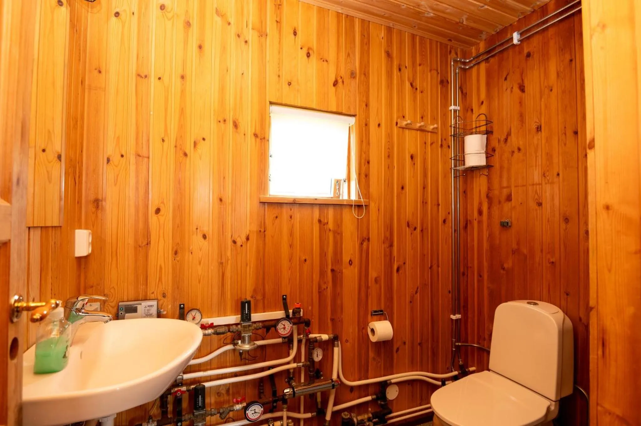 Bathroom in Gladheimar Cottages