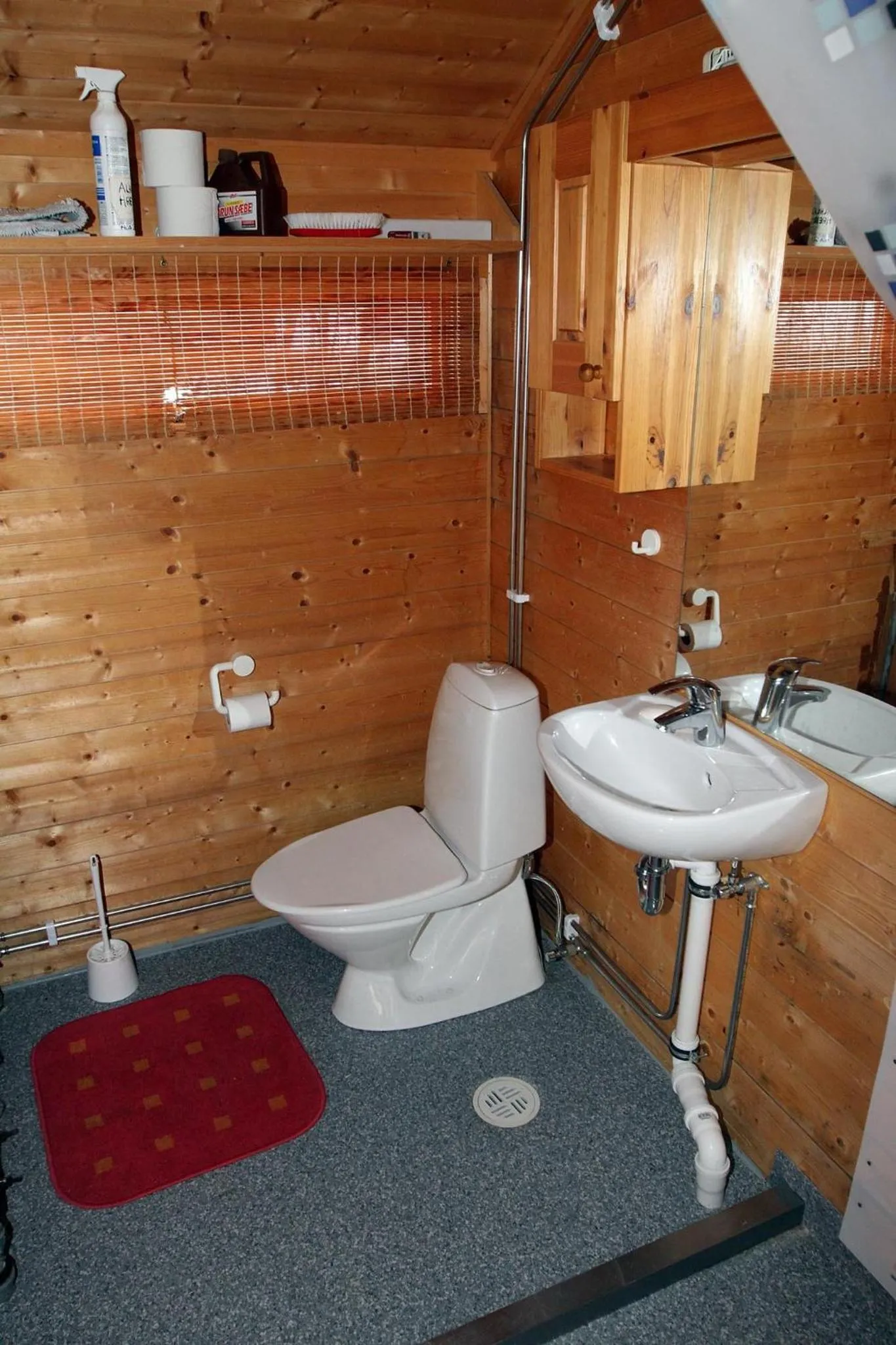 Bathroom in Gladheimar Cottages