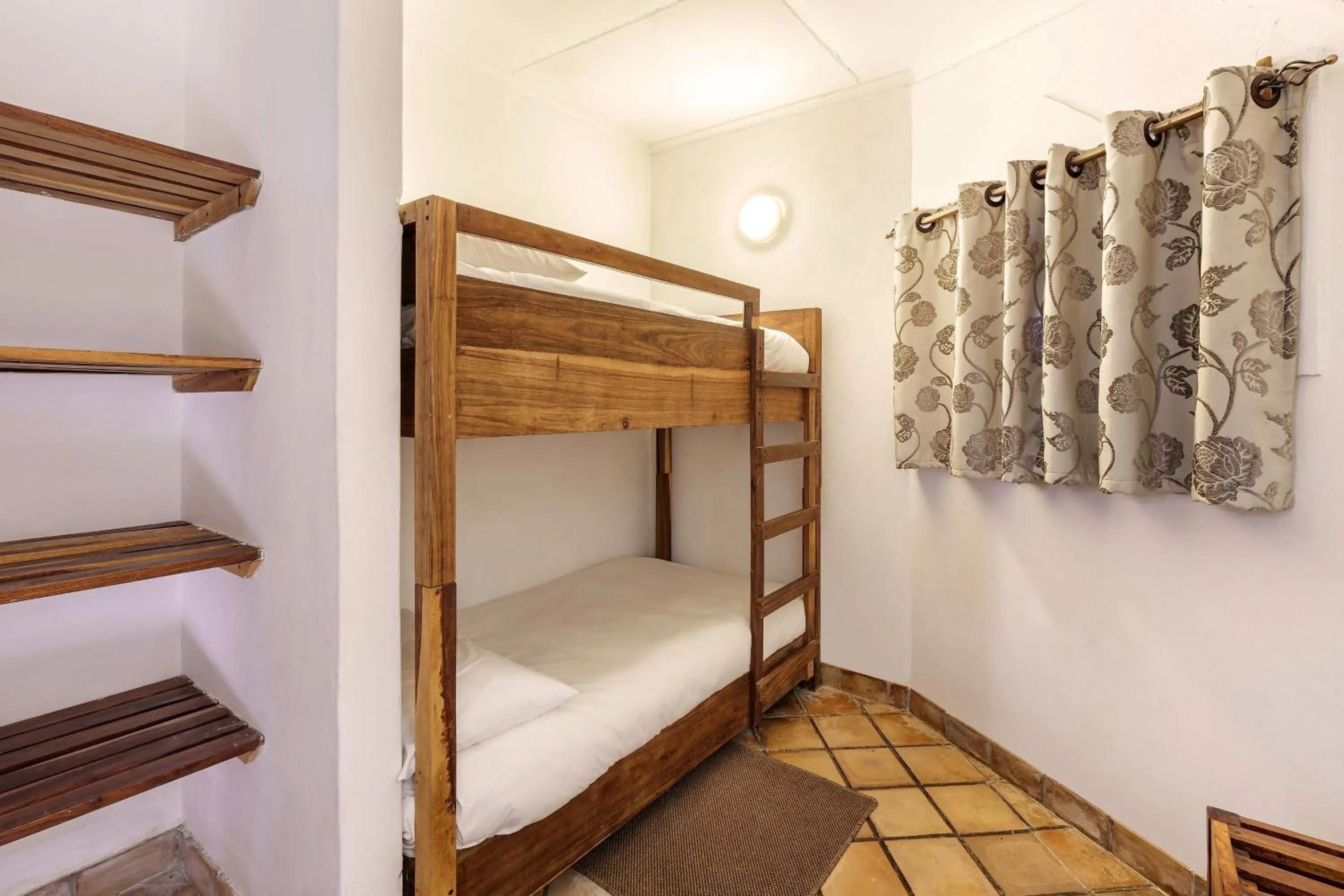 Photo of the whole room, Bed in Protea Hotel by Marriott Lusaka Safari Lodge