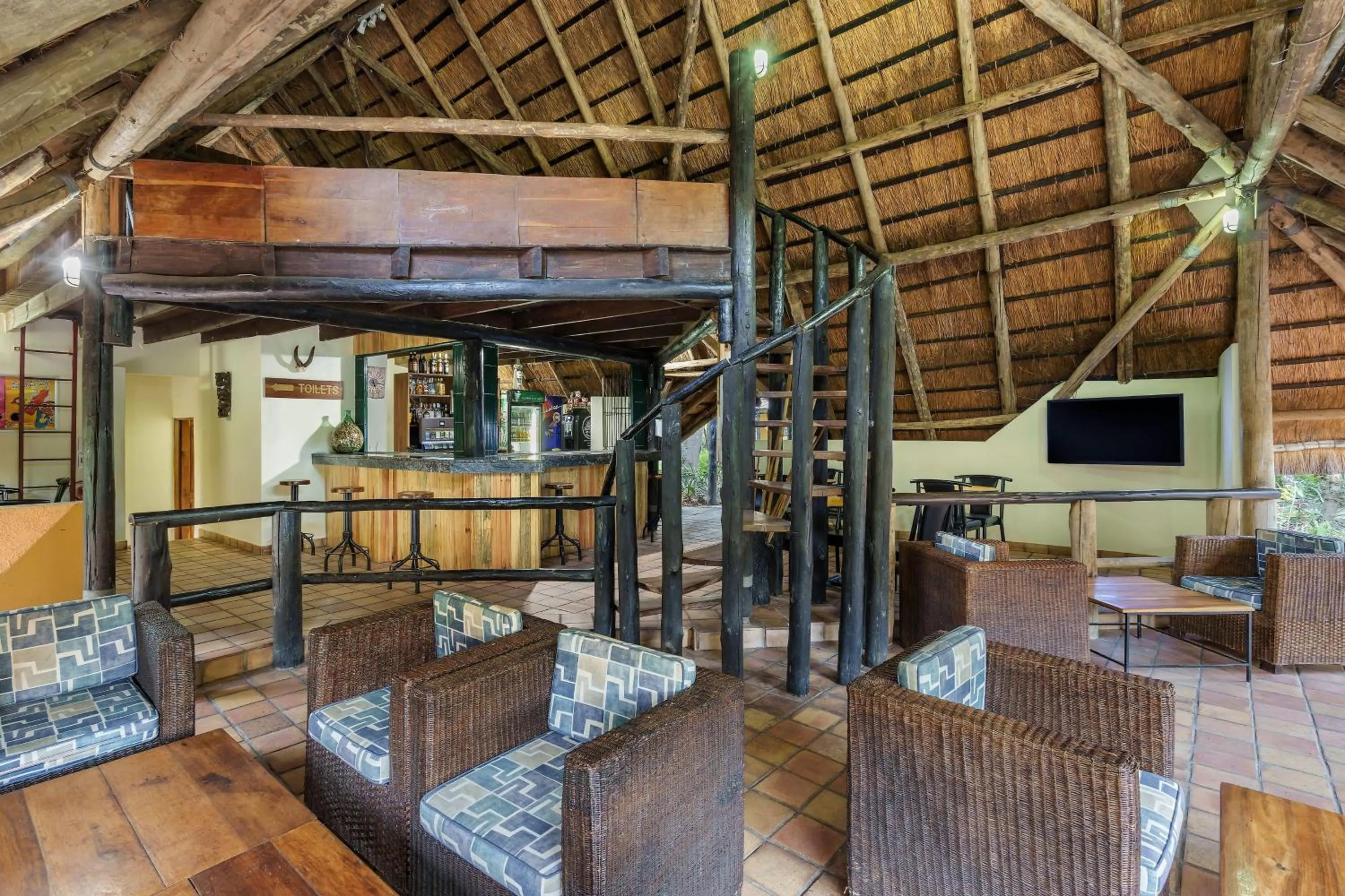 Lobby or reception in Protea Hotel by Marriott Lusaka Safari Lodge