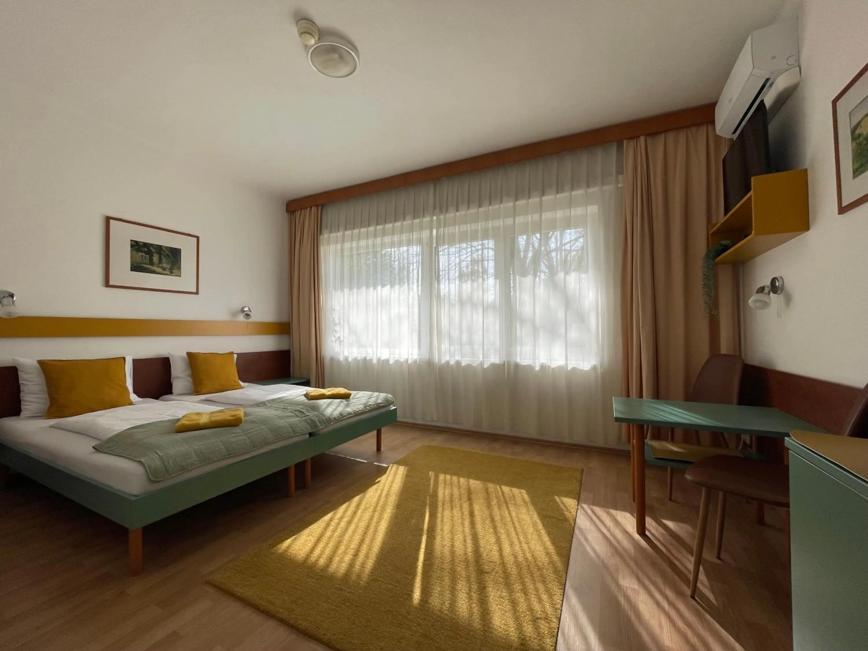 Hello Balcsi Apartmanház