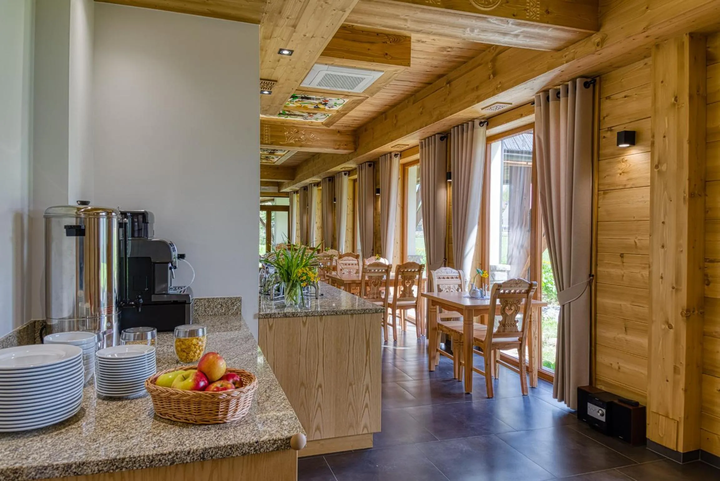 Dining area in Żelazne Wrota