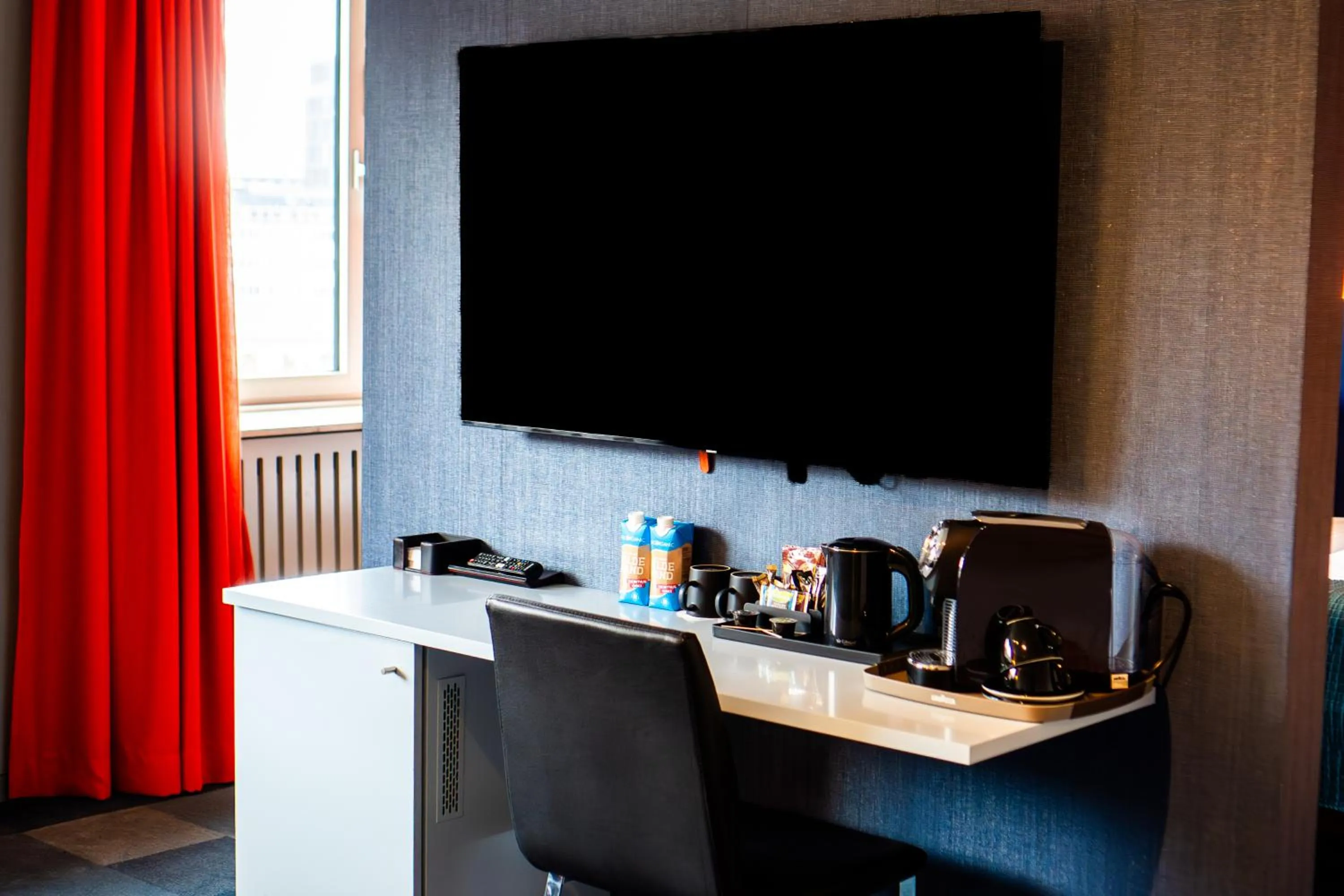 Coffee/tea facilities in ProfilHotels Richmond