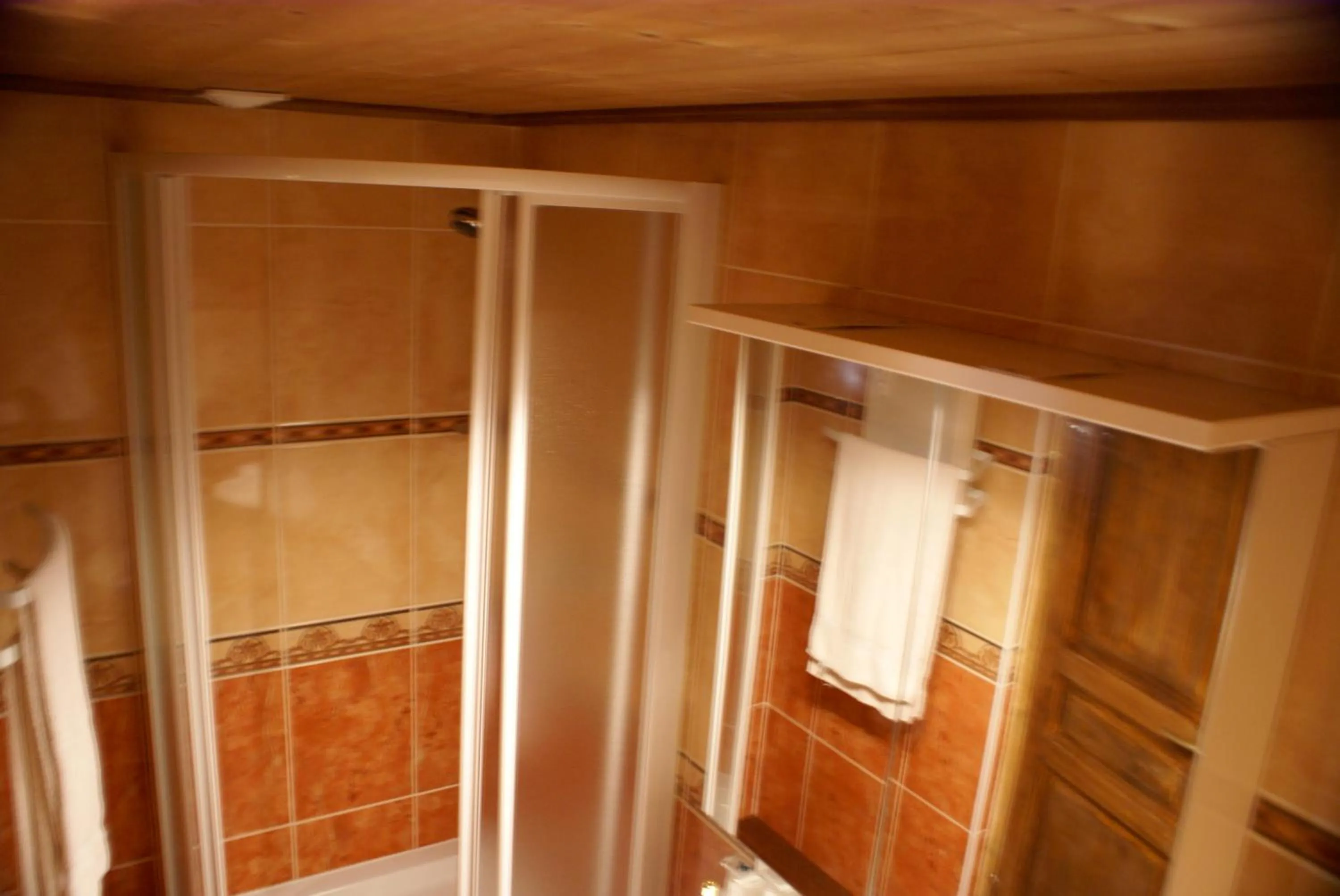 Bathroom in Le Relais de l'Abbaye
